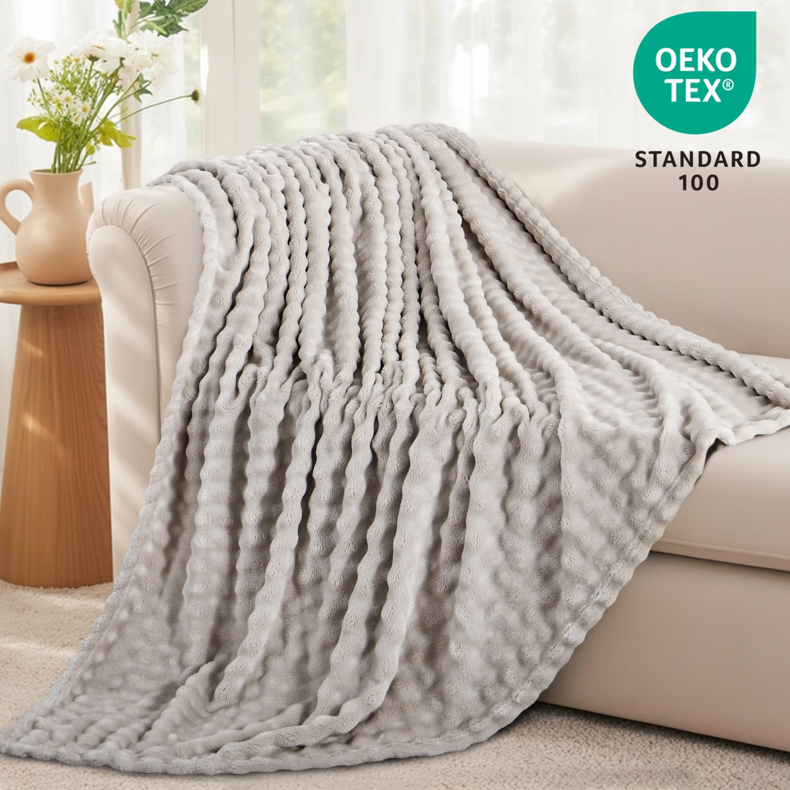 RUIKASI Fleece Throw Blanket for Sofa - Beige Single Fluffy Bubble Throws Cozy Blanket with Reversible Design, Throw 130x150 cm - Image 4