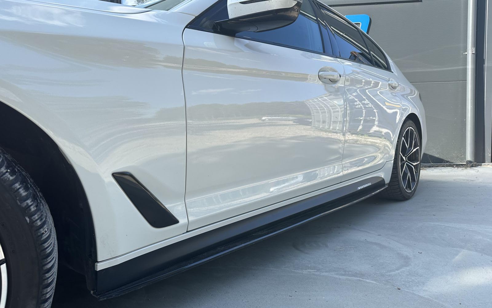 MpTuned Schwarz glänzende Seitenschweller für 5er G30 G31 20017-2024 518i 520i 530i 535i 540i 518d 520d 530d 535d Tuning