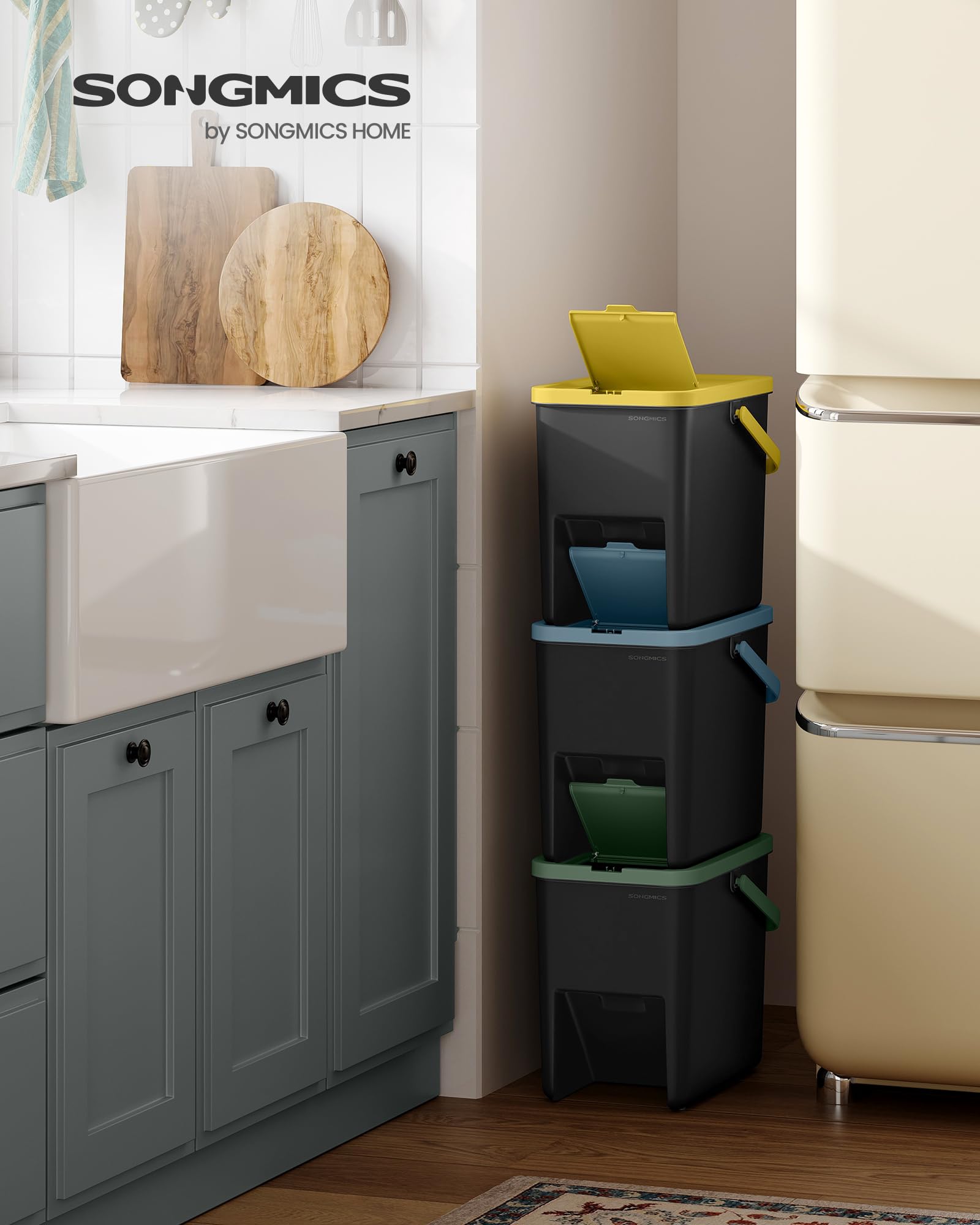 SONGMICS Poubelles de Tri pour la Cuisine, Lot de 3, Empilables, 20 L, Recyclage, Couvercles à Ouverture par Pression, Autocollants, Coffre de Rangement, Jaune, Bleu et Vert LTB763BZ01