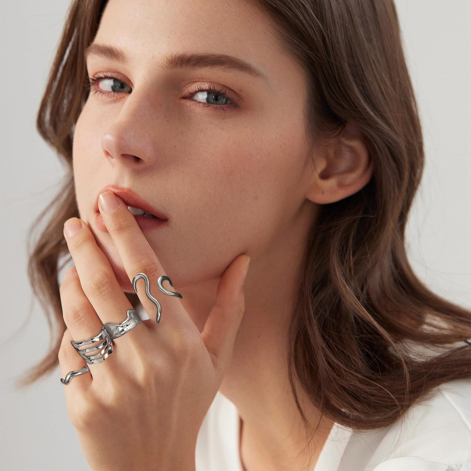 Gold Chunky Rings for Women Asymmetrical Wavy Curve Thumb Ring Irregular Thick Open Statement Rings Adjustable Stainless Steel Flower Finger Rings Non Tarnish - Image 4