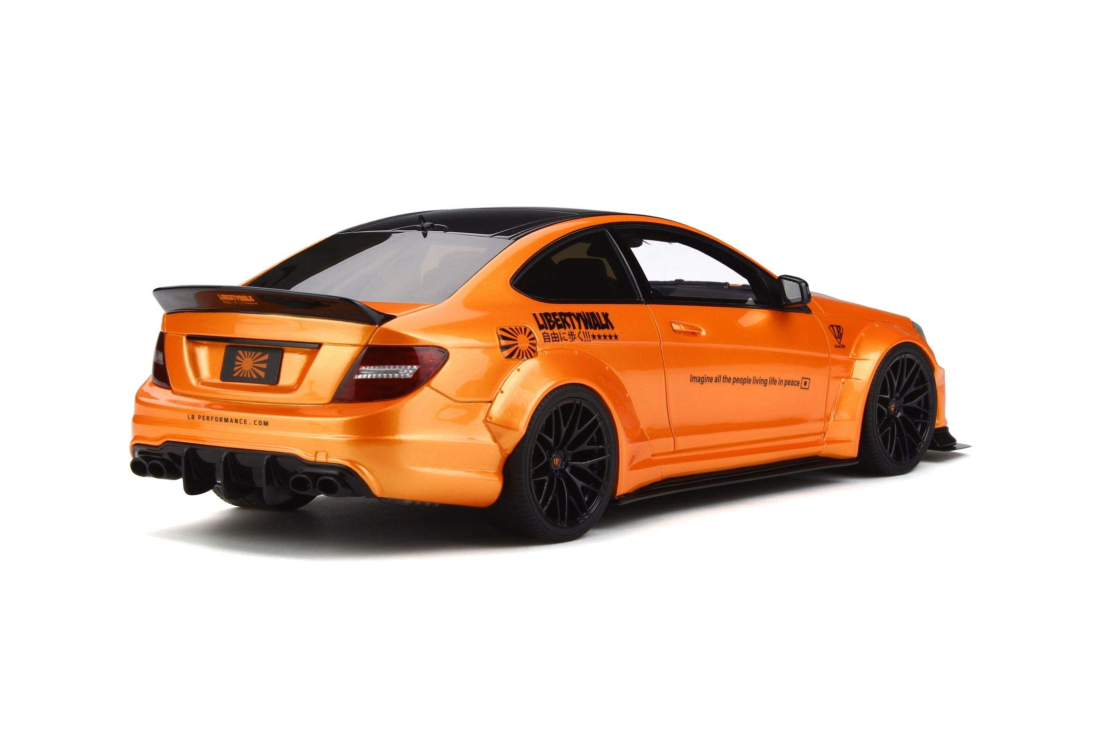 speed and spirit★ベンツ Amazon.co.jp: GT Spirit GT215 メルセデスベンツ C63 LB