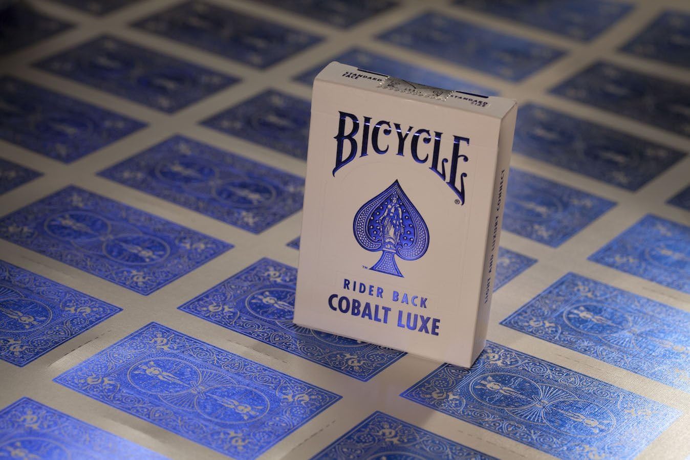 (Ship from USA) MetalLuxe Crimson and Cobalt Bicycle Playing Cards (2 Pack one each color) -ITEM#: G15/uiF982A24303