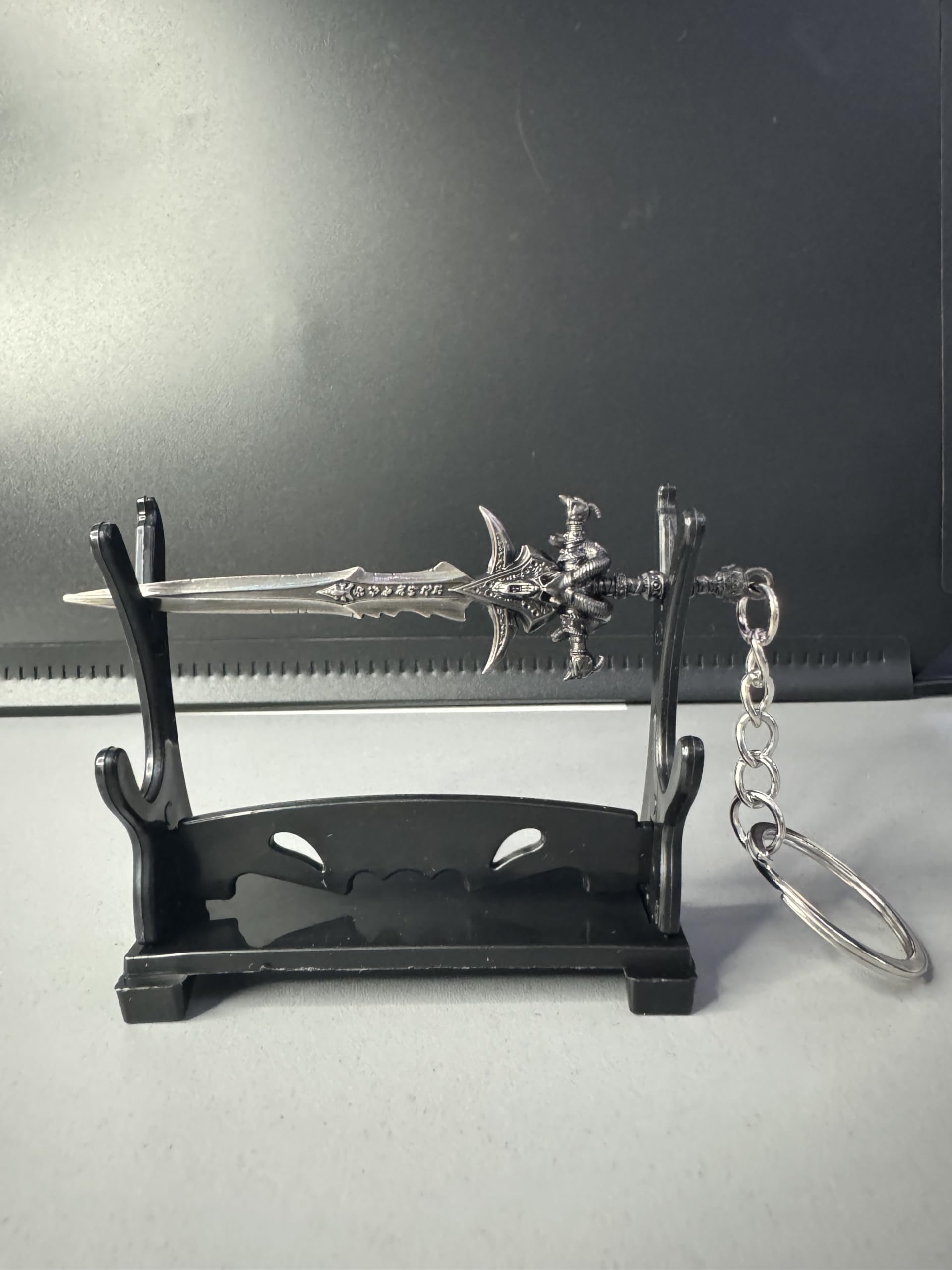 Photo 1 of Hotspot Gaming World of Warcraft Frostmourne Keychain model Game Toys Collection Gift Desk Decoration Backpack Pendant Gift