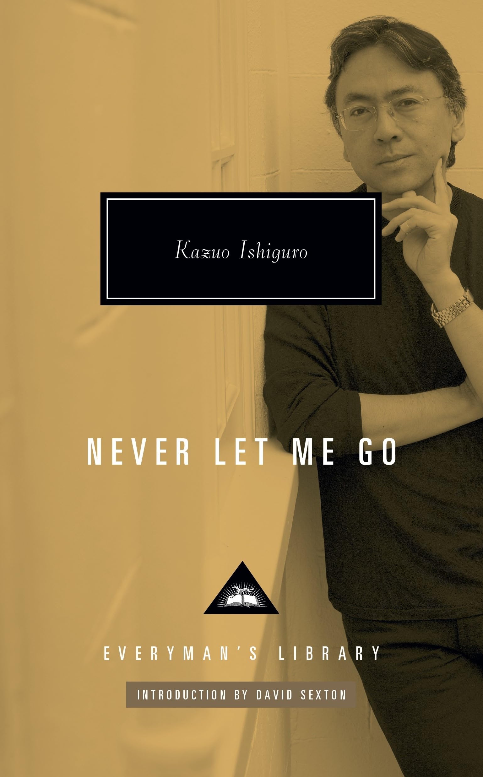 Never Let Me Go by Kazuo Ishiguro (Hardback Book)
