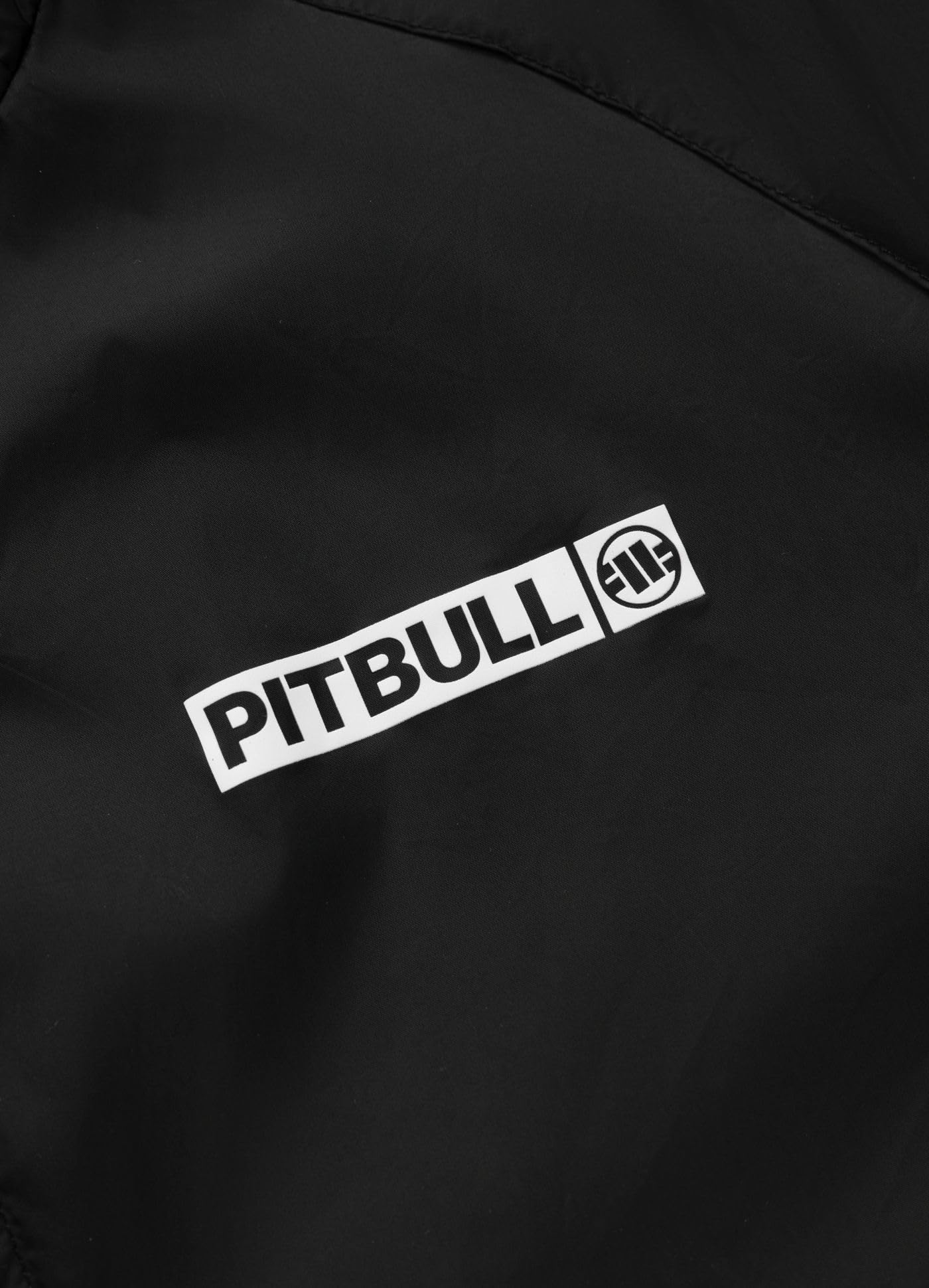 PITBULL - Męska kurtka przejściowa z kapturem, ATHLETIC LOGO, wiatroszczelna kurtka męska, softshellowa kurtka z kapturem z zamkiem błyskawicznym, wygodne kieszenie boczne, kurtka wiosenna, kurtka