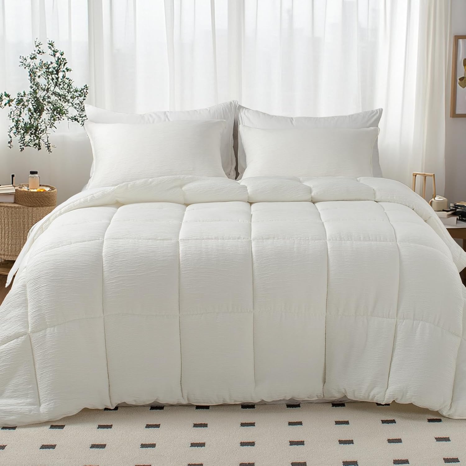 KASENTEX Crinkle Comforter Set Queen Size,Fluffy Lightweight 3-Piece Bed Set,Soft Warm Down Alternative Duvet Insert,Breathable Muslin Comforter,Machine Washable, All-Season, White White Queen
