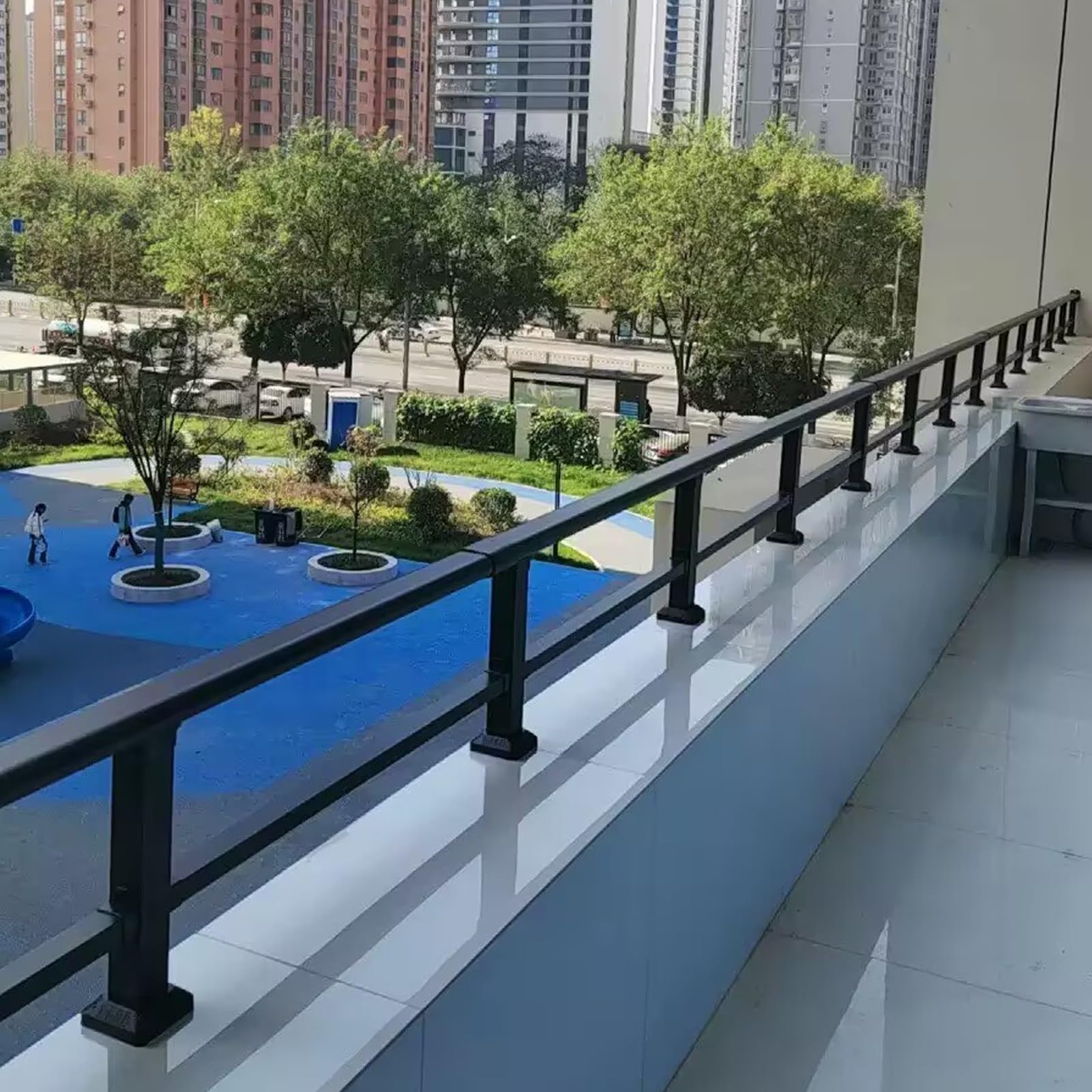 Minglez Lxh Balcony Fence Post Extender For Concrete Wall, 24 30 35 36 Inch Deck Railing Metal Pickets Black, Waterproof Apartment Porch Railing Patio Fence Outdoor(90X35cm/35X14in)