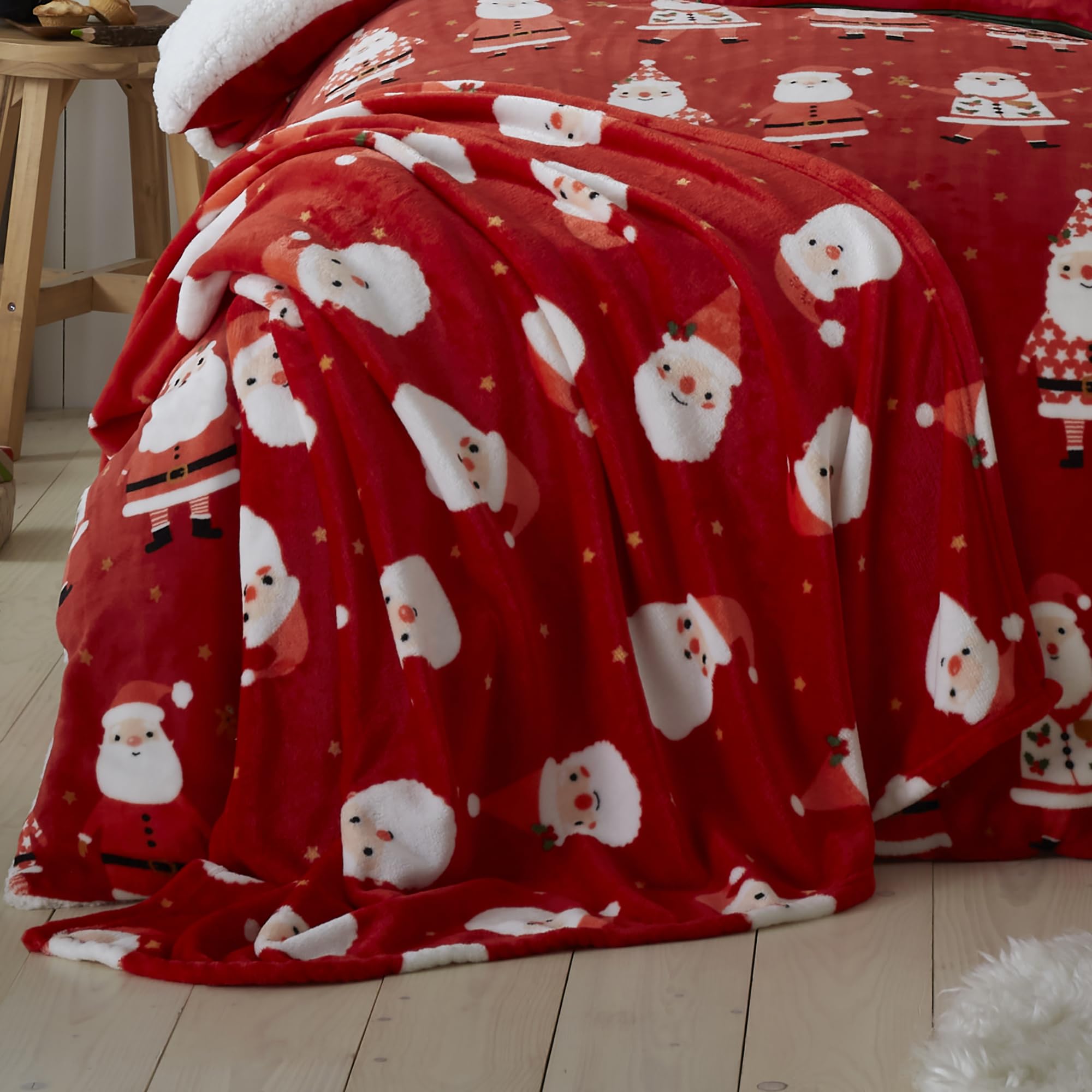 Bedlam Christmas Jolly Santa Fleece Throw, Red, 120 x 150 Cm, 120 x 150cm (Throw)