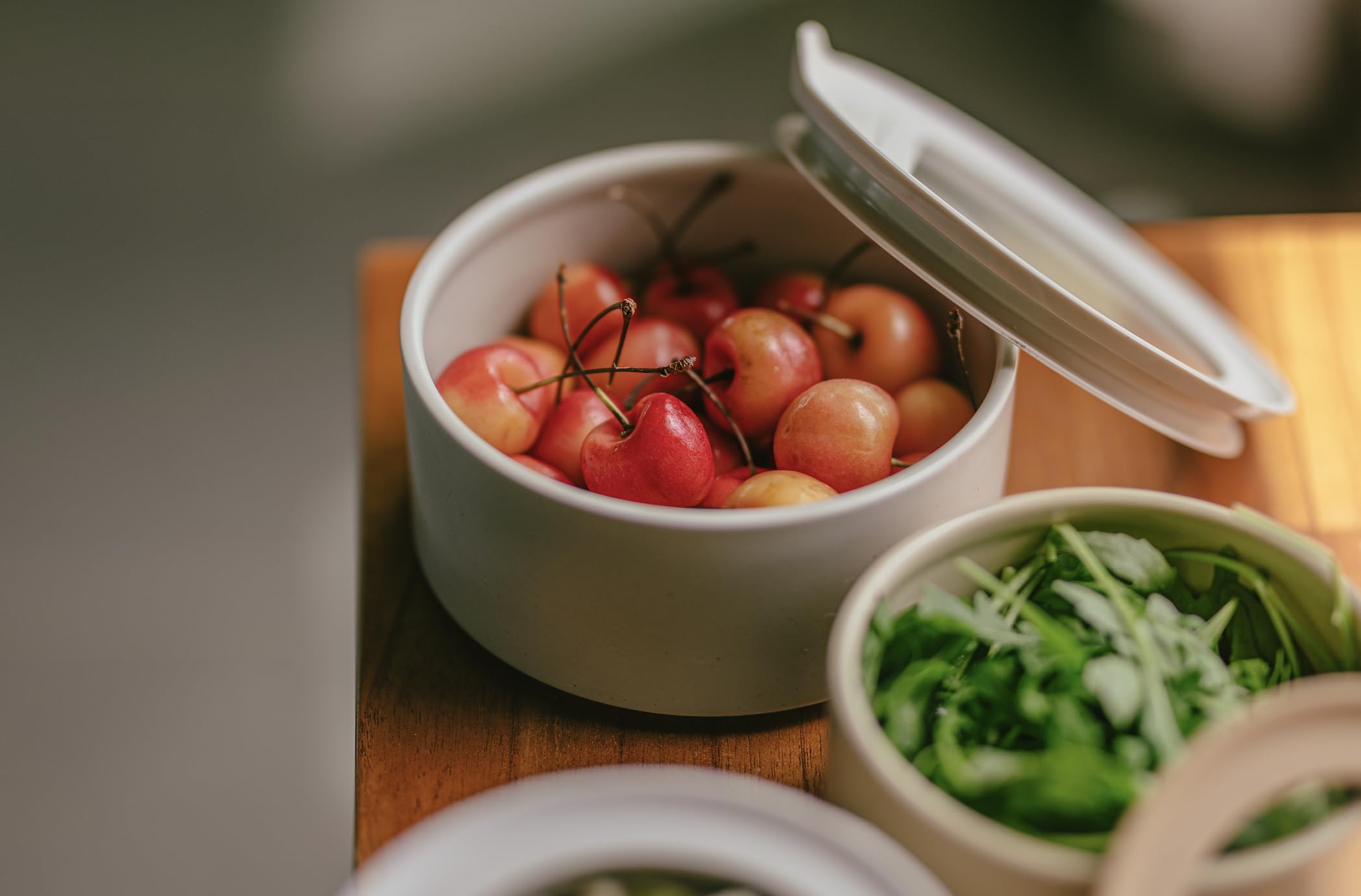 Neflam Fika Ceramic Food Storage Box Round 420ml, Airtight Porcelain Food Container With Lid, Kitchen Storage Organizer, Lunch Box, Meal Prep Container Set Microwave Safe (NC-FO-S042)