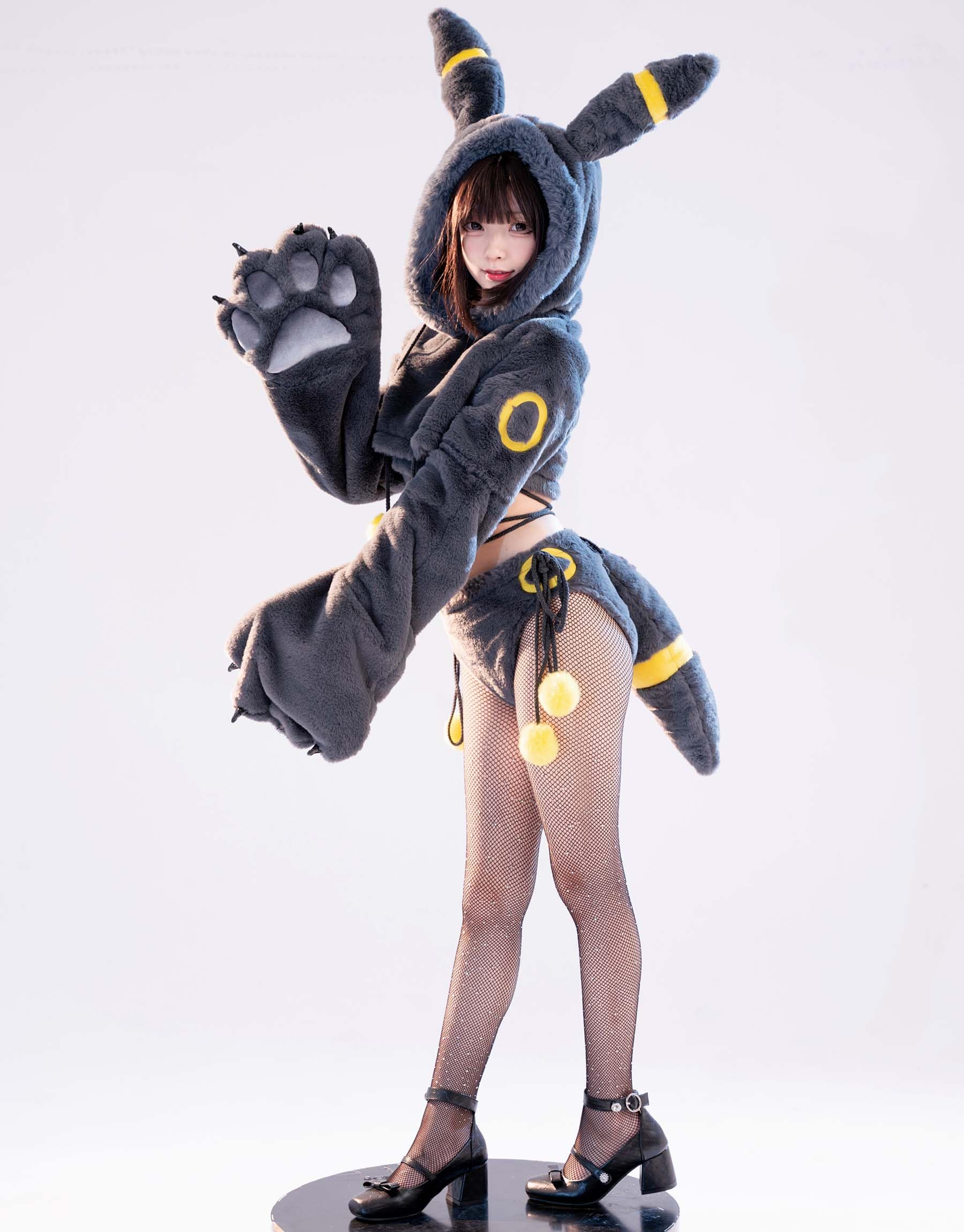 Mobbunny Anime Cosplay Lingerie Black Fluffy Paw Hoodie Lingerie Set for Women Fuzzy Bra and Panty Homewear with Tail: Medium Black