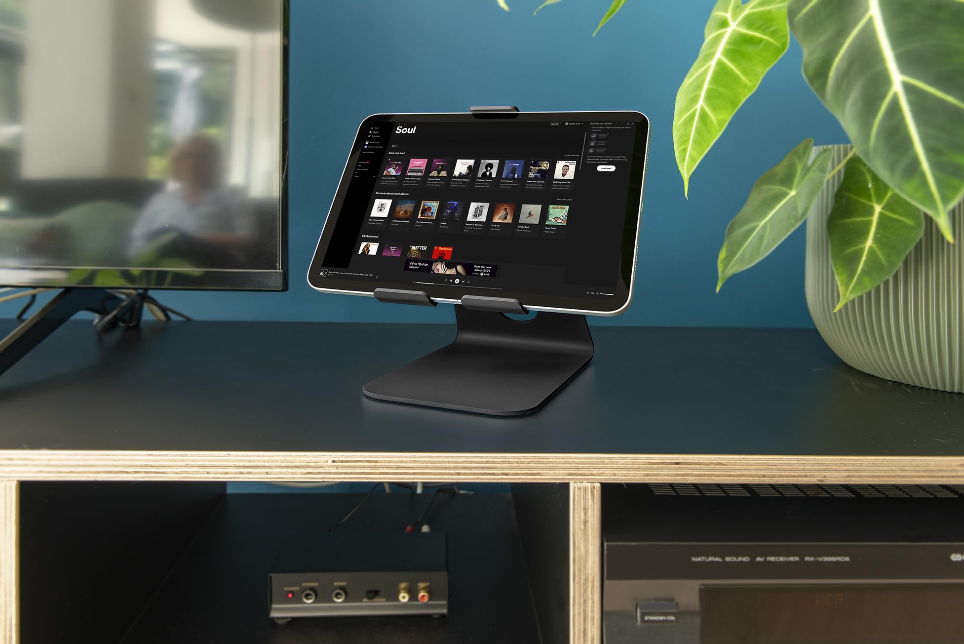 Supporto per Tablet da Scrivania Supporto Universale per iPad & Tablet da 8–13 Pollici – Stand in Metallo Robusto per Ufficio, Cucina & Smart Working – Nero