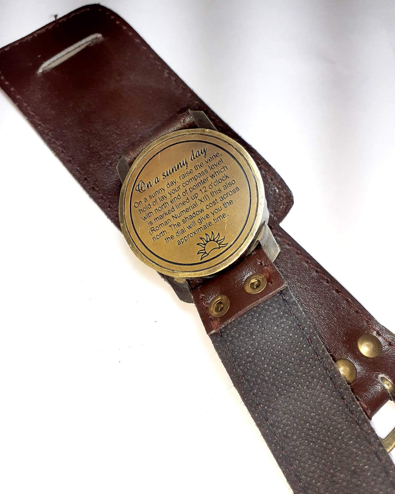Bussola Antica con Orologio Meridiana Regalo per Lui, Custodia per Bussola Nautica Idea Regalo Fatta a Mano per Bomboniere Compleanno Anniversario – acquista a prezzi convenienti sul marketplace