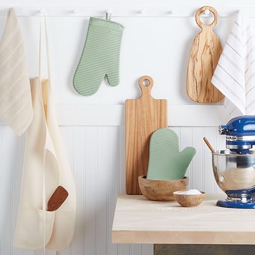 Miniatura 2 de KITCHENAID Juego de 2 guantes de horno de silicona suave acanalados, 7.5 x 13 pulgadas, color pistacho