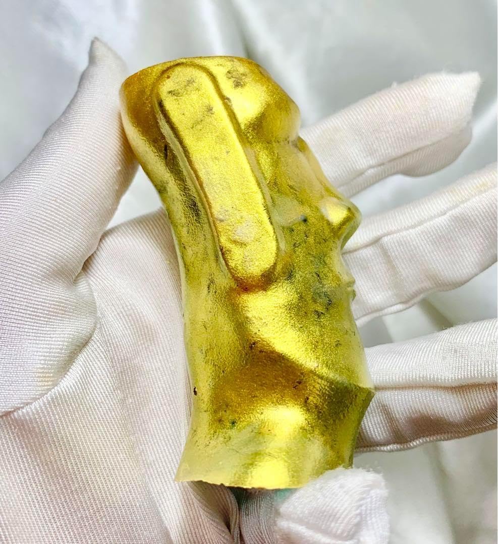 幸せの金モアイ 幸せの金モアイ