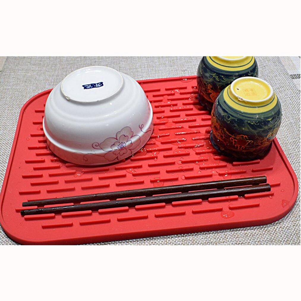 Multifunzione cucina piano di lavoro in silicone tappetino scolapiatti tappetino scolapiatti lavello Mat Pad di antiscivolo anti-caldo rettangolare 30 x 24 cm Red
