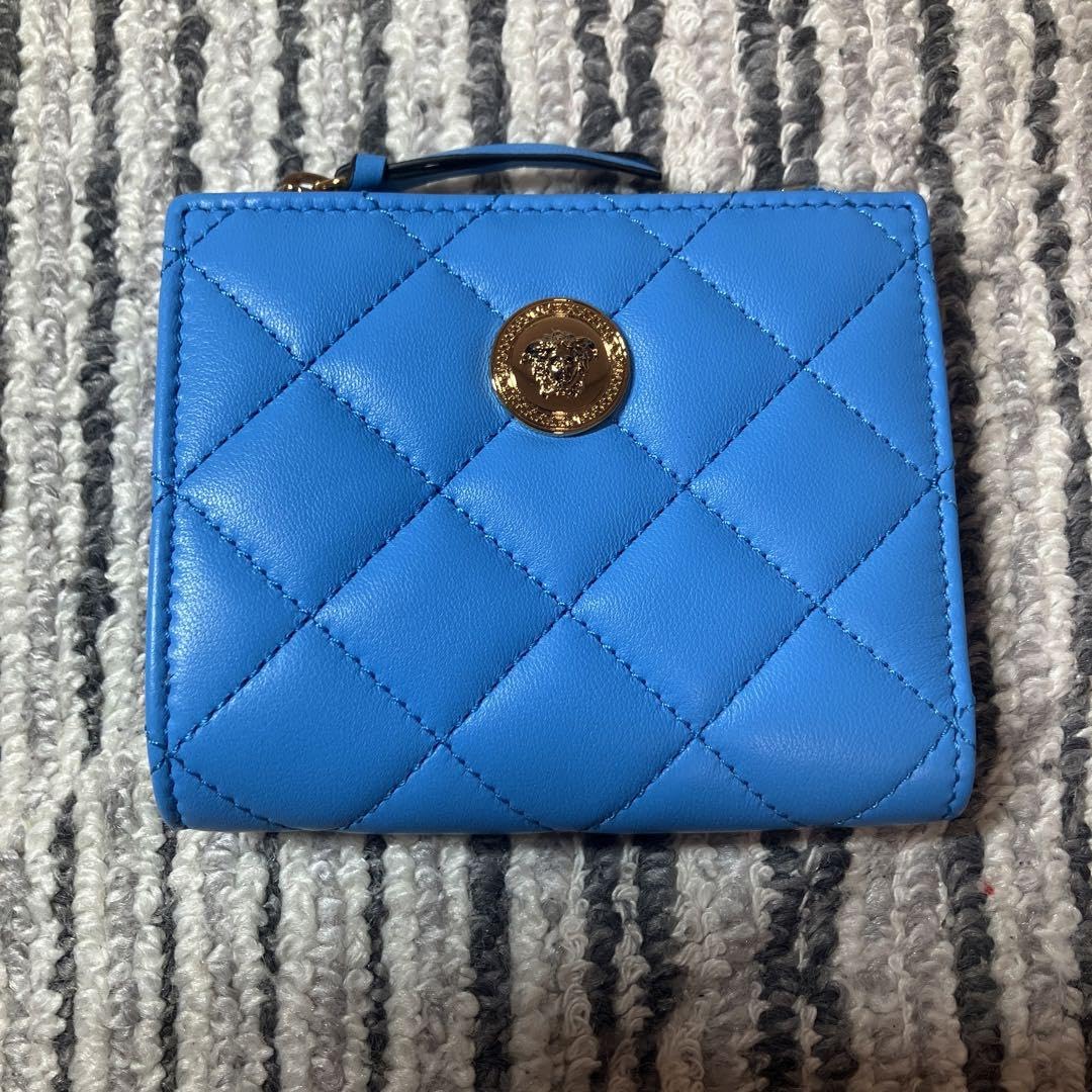 ☆VERSACE☆新品☆未使用二つ折り財布ブルー