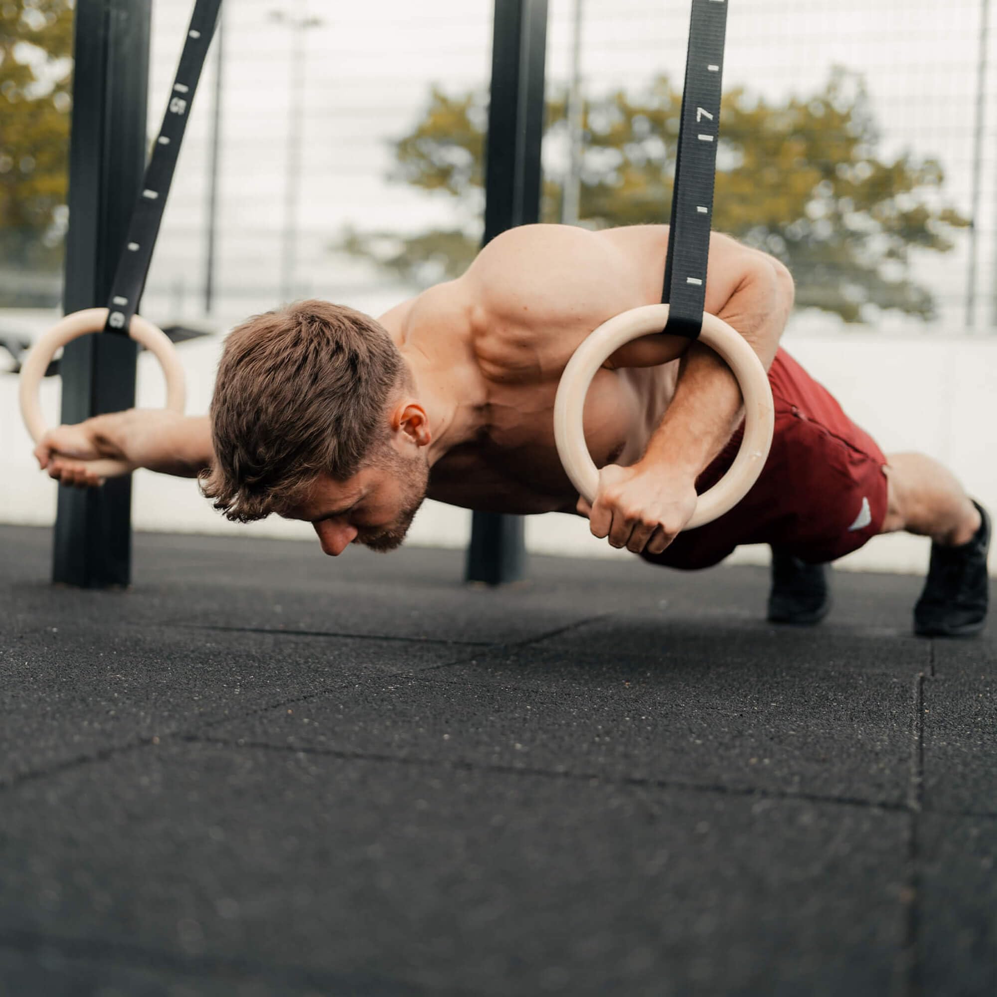 GORNATION Turnringe Holz, Gym Rings, Calisthenics Ringe, Turnen, Fitness, Olympische Gymnastikringe + Befestigungsgurte mit Markierungen & Tasche für Indoor & Outdoor Training