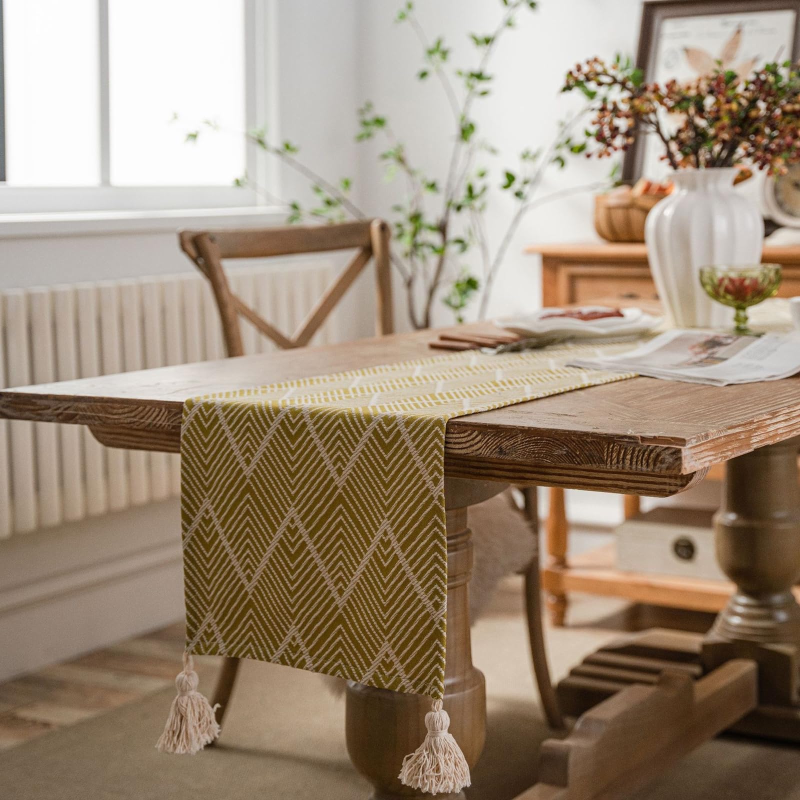 Runner da Tavolo Poliestere Cotone 33x240 cm, Runner da Tavola Moderno Lavabile Motivo A Onde Righe Jacquard con Nappe Decorazioni per Sala da Pranzo Feste, Giallo