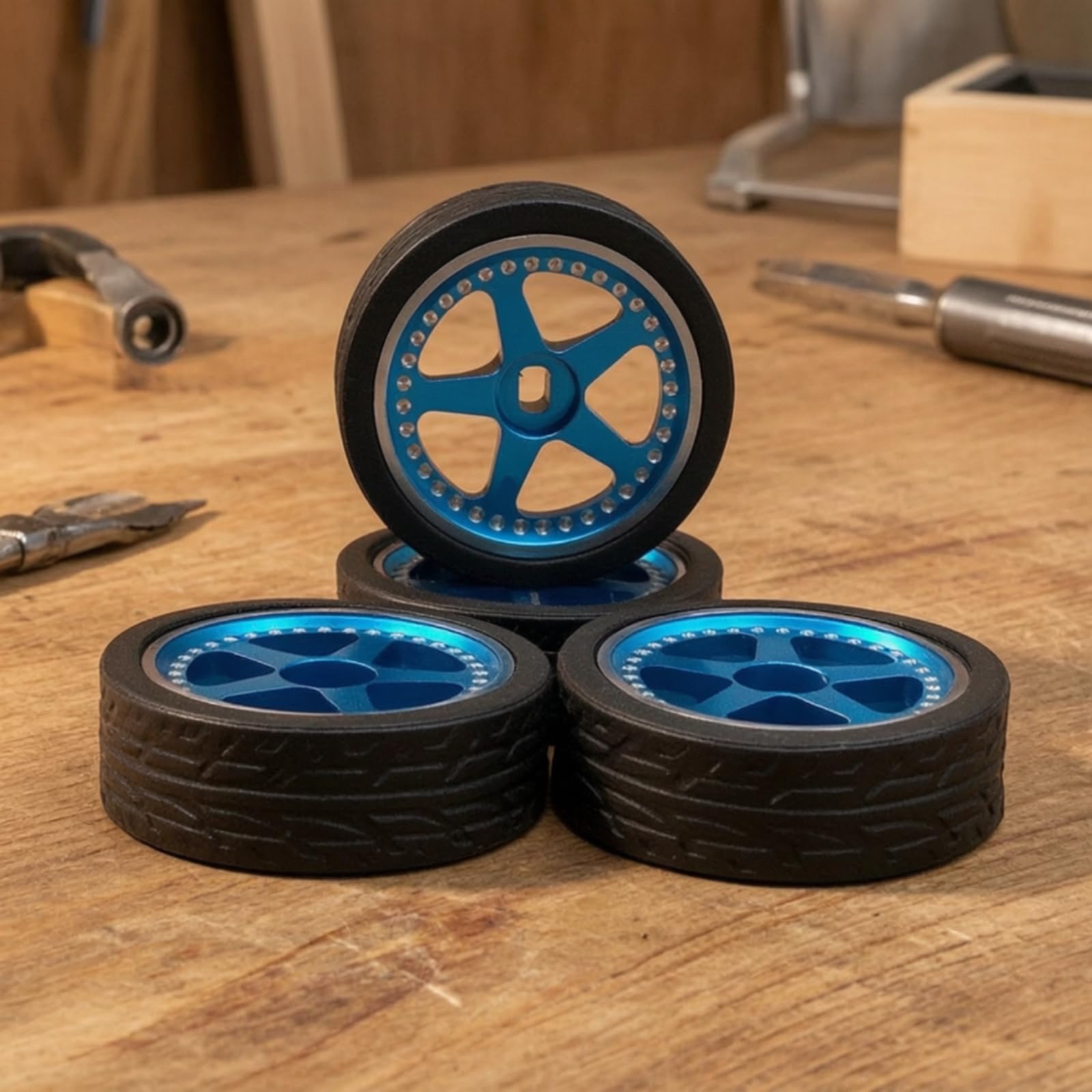 TISHITA Miniature Vehicle Ruedas Neumáticos Llantas Aros para Coche RC Escala 1 28 con y Estabilidad en Calle Adecuado para Pruebas de Velocidad Mantenimiento Preventivo RC, Azul