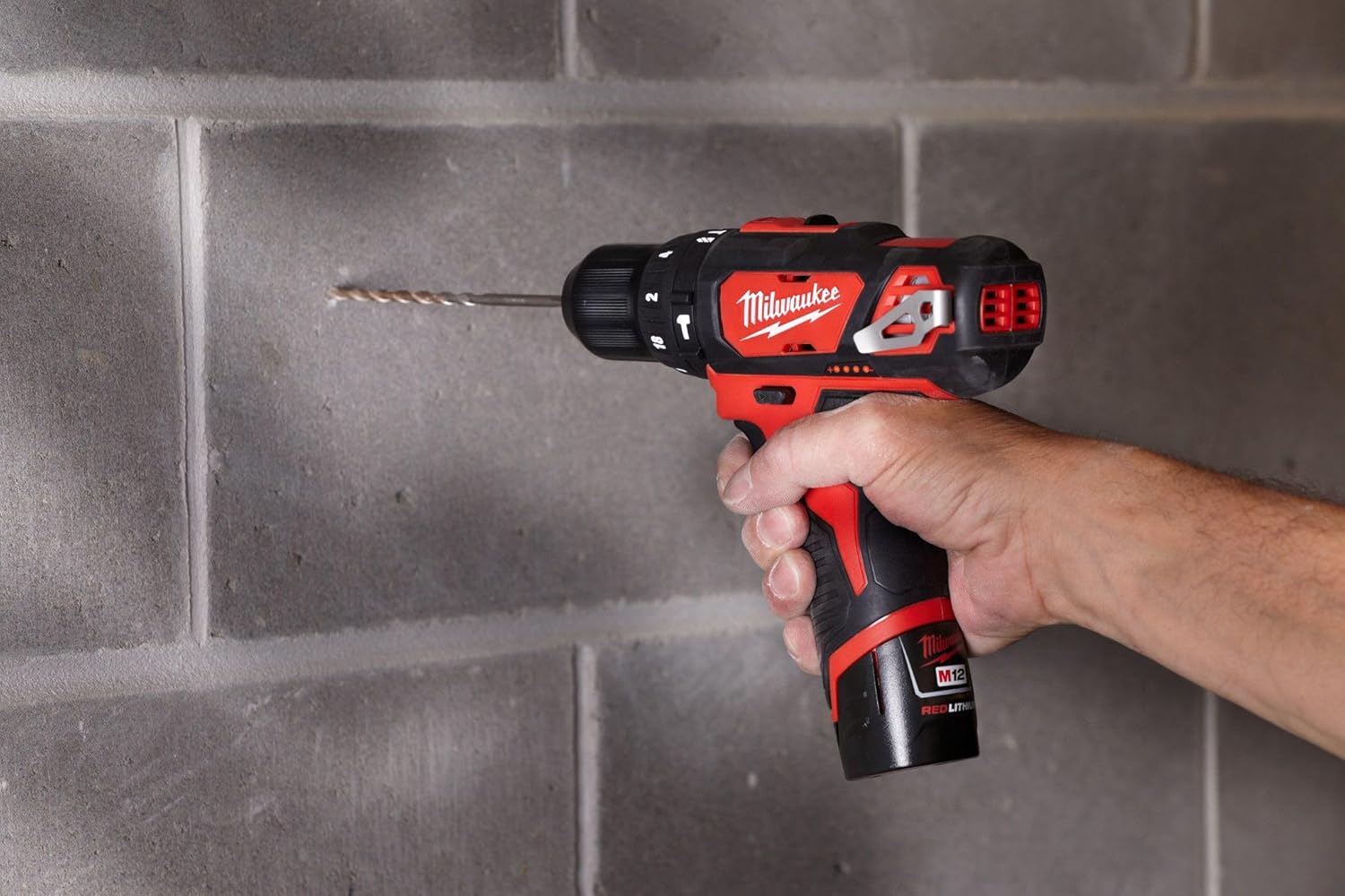 Milwaukee 2408-22 M12 3/8 Hammer Dr Driver Kit