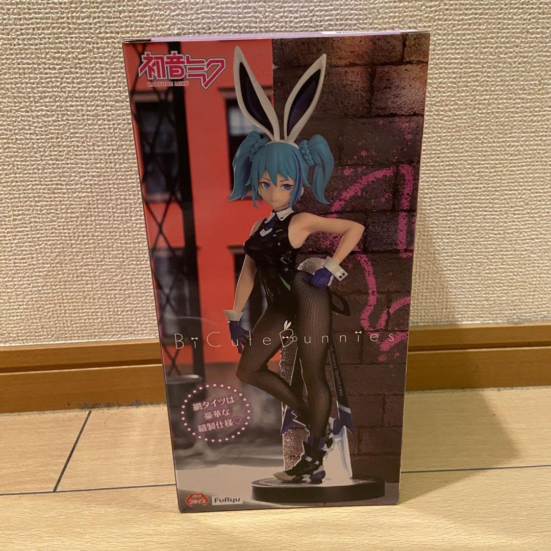 Amazon.co.jp: ミク ビーキュートバニーフィギュア : おもちゃ