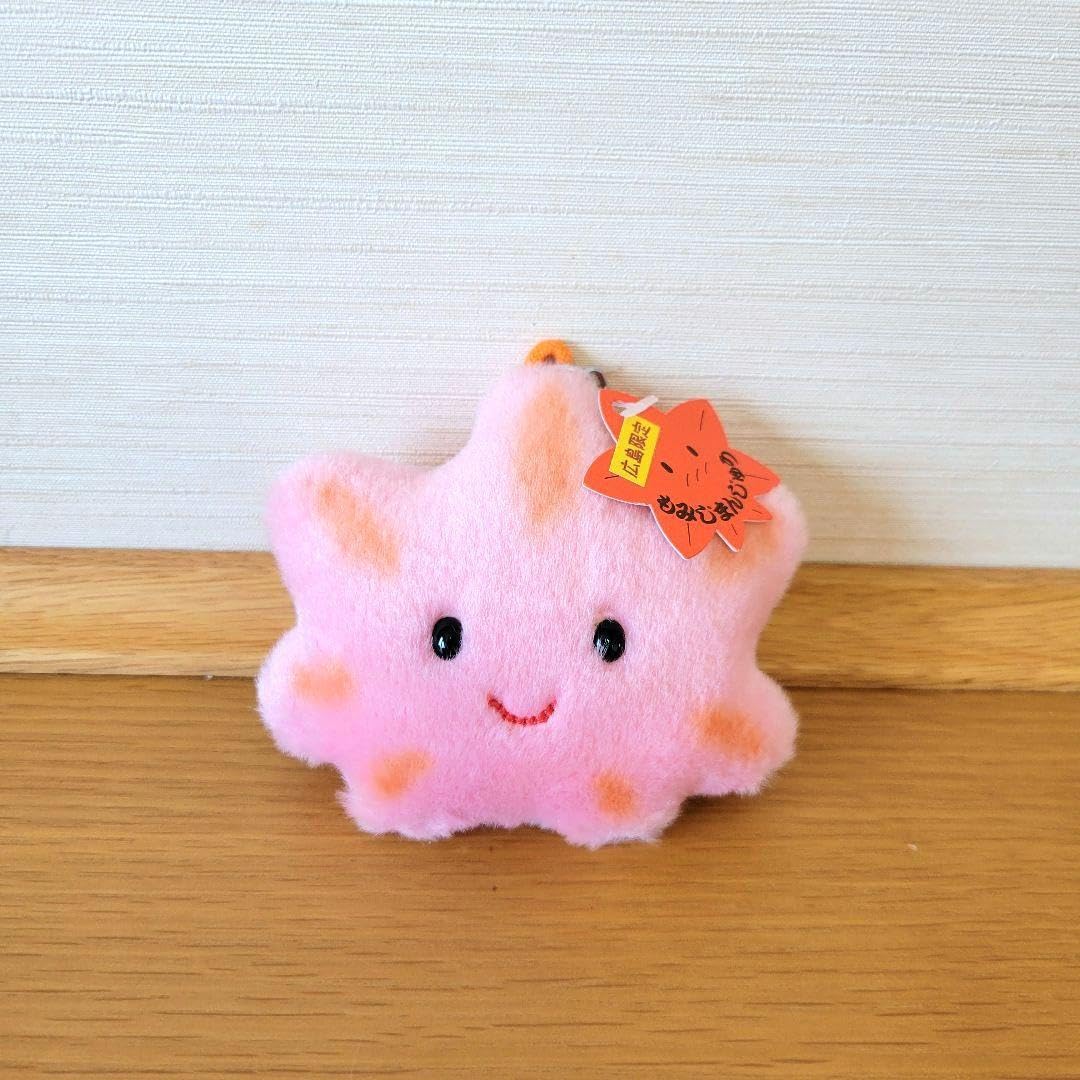 レア　希少　タグ付き　吉徳 もみじまんじゅう　ぬいぐるみ　マスコット　大　宮島 Amazon.co.jp: 【レア】 吉徳もみじまんじゅう レトロ ぬいぐるみ