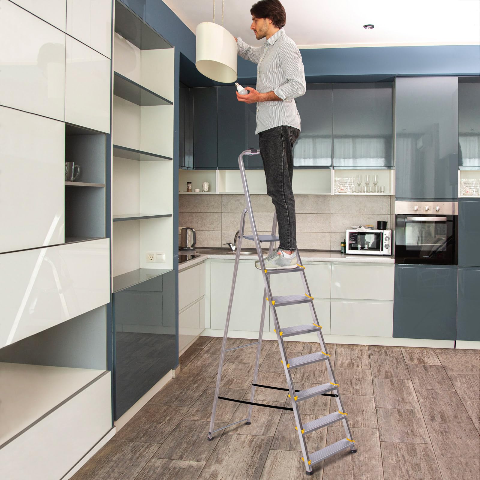 HOSTRÖM Escalera de 8 peldaños Dura Plegable, Taburete Ligero de Aluminio, Altura de Plataforma 162 cm, pies Antideslizantes, Carga 150 kg, garantía 5 años.