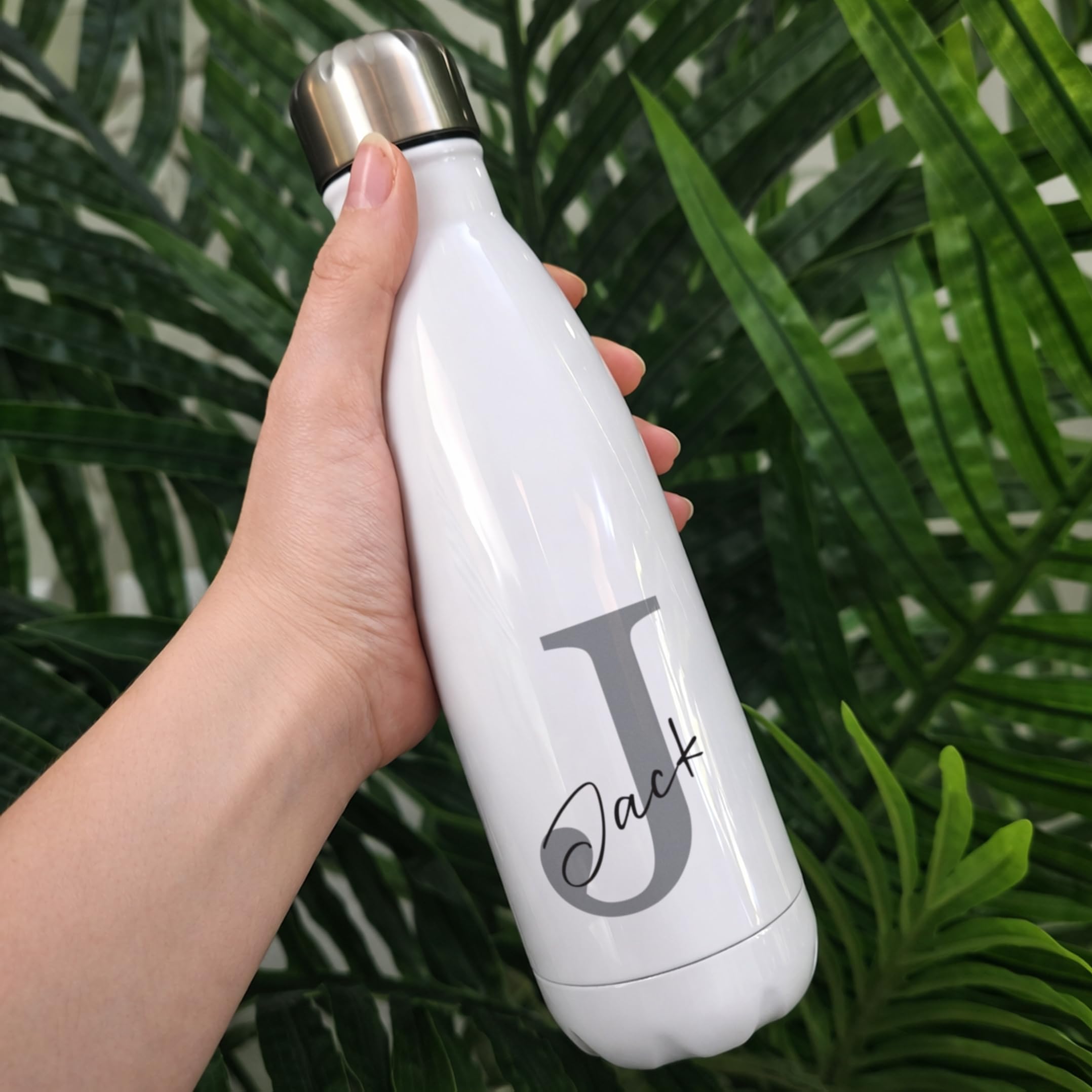 Personalisierte Wasserflasche 500 ml, individuelles Initialen- und Schriftnamen-Overlay-Design mit Farbauswahl, Edelstahl-Getränkeflasche, Geschenkbox inklusive, personalisiertes Geschenk für Kinder