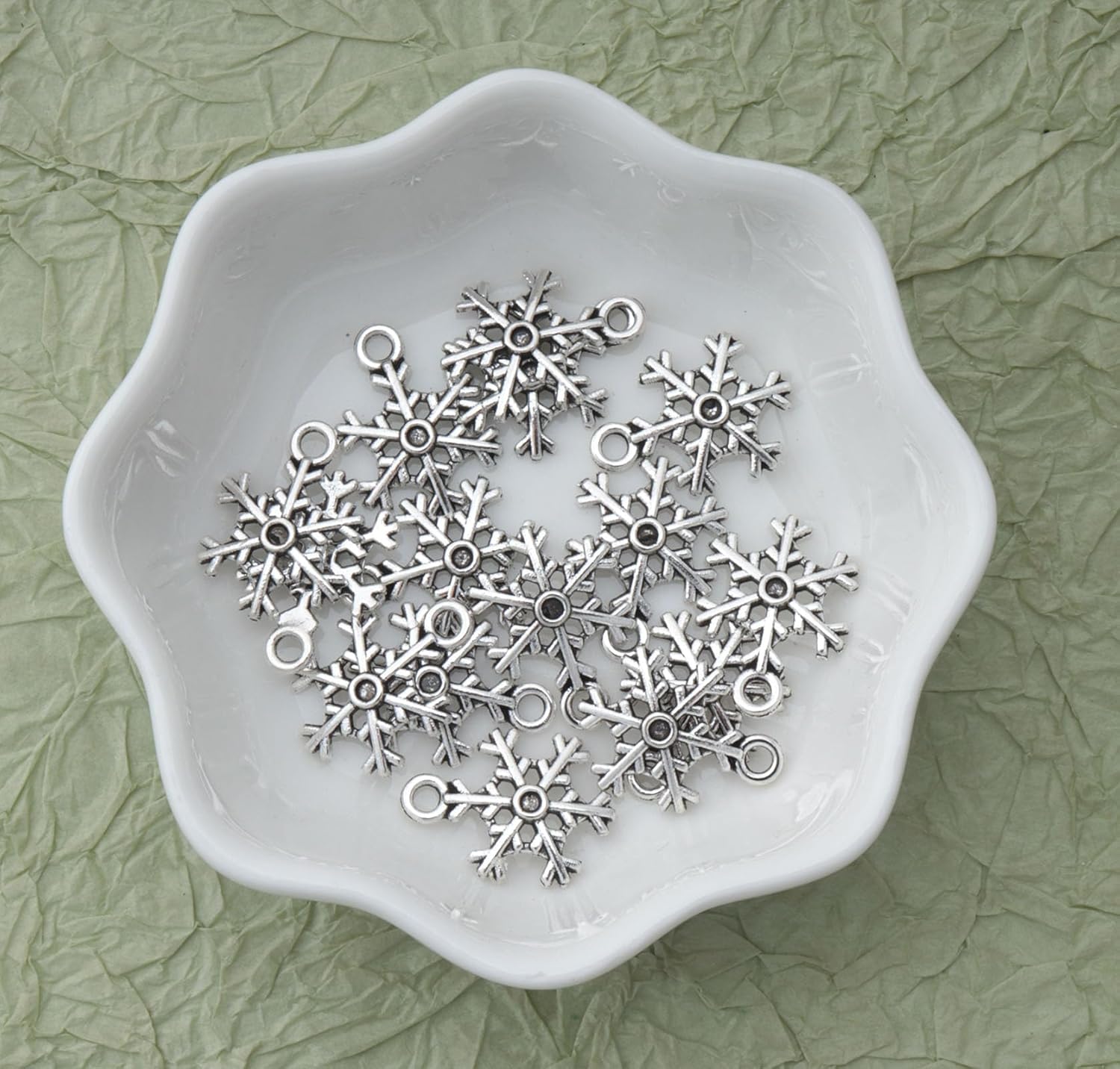 50 Pcs Snowflake Charms Metal Vintage DIY Jewelry Xmas Pendants for Jewelry Making Findings Christmas Trees Decoration Necklace Bracelet Keychain - Image 4