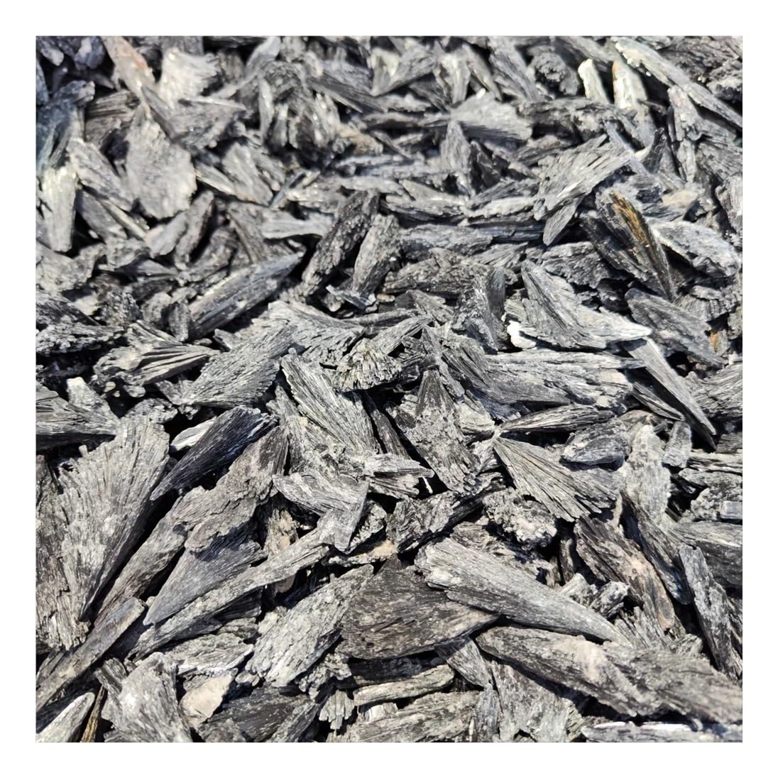 AARTERZZA 50g Black Kyanite Rough Gemstone,Crystal Gifts,Jewelry Making Style