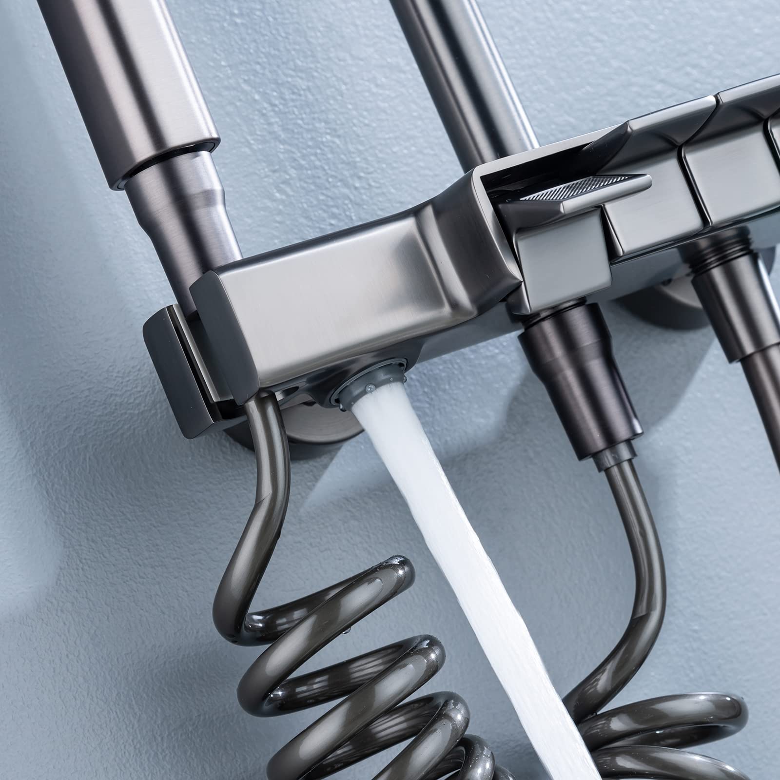 Sistema Doccia a Pioggia con soffione, Set Rubinetto a Parete, Miscelatore in Ottone, beccuccio per Vasca, doccetta a 3 modalità, spruzzatore per Bidet, Grigio (Nero)