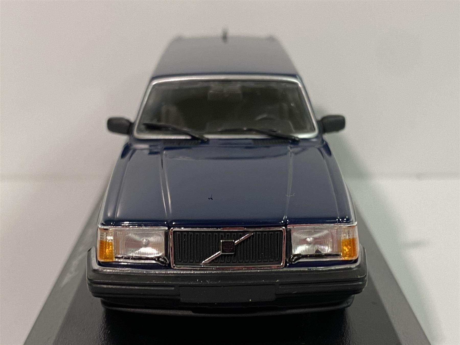 マキシチャンプス　1/43　ボルボ240GL マキシチャンプス 1/43 ボルボ 240 GL ブレーク 1986 ブラック