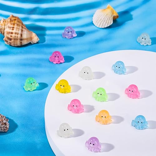Miniatura 7 de 120 piezas de mini figuras luminosas de pulpo de resina, pulpo pequeño que brilla en la oscuridad, lindo pulpo en miniatura, adornos para acuario,