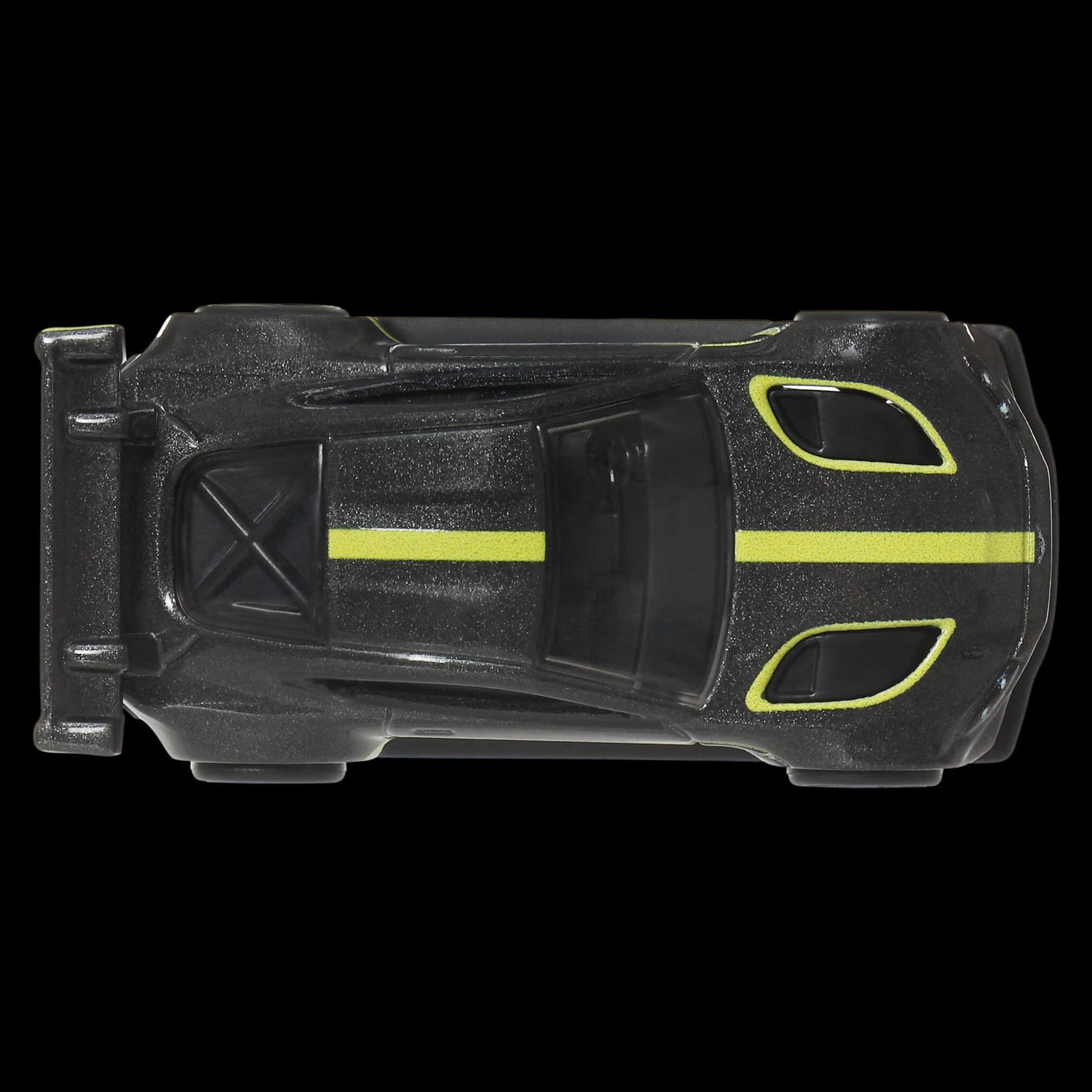 Hot Wheels Premium Car Culture Collectible Toy Car, 1:64 Scale Die-Cast Lamborghini Essenza SCV12 - Image 2