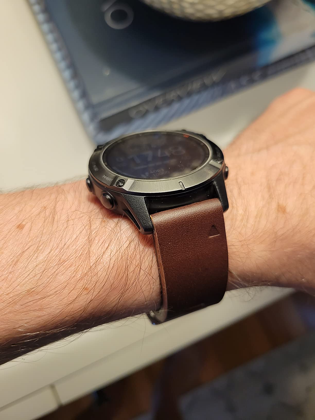 Garmin QuickFit 22 Watch Band Chestnut Leather (010-12863-05