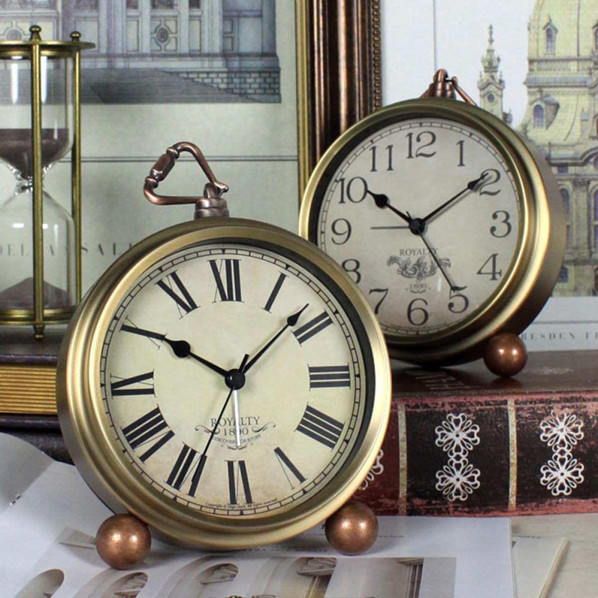 Vintage Retro Tischwecker im Amerikanischen Stil aus Metall und Glas mit Alarmfunktion und Genauer Zeitanzeige ohne Batterie für Zuhause und Büro