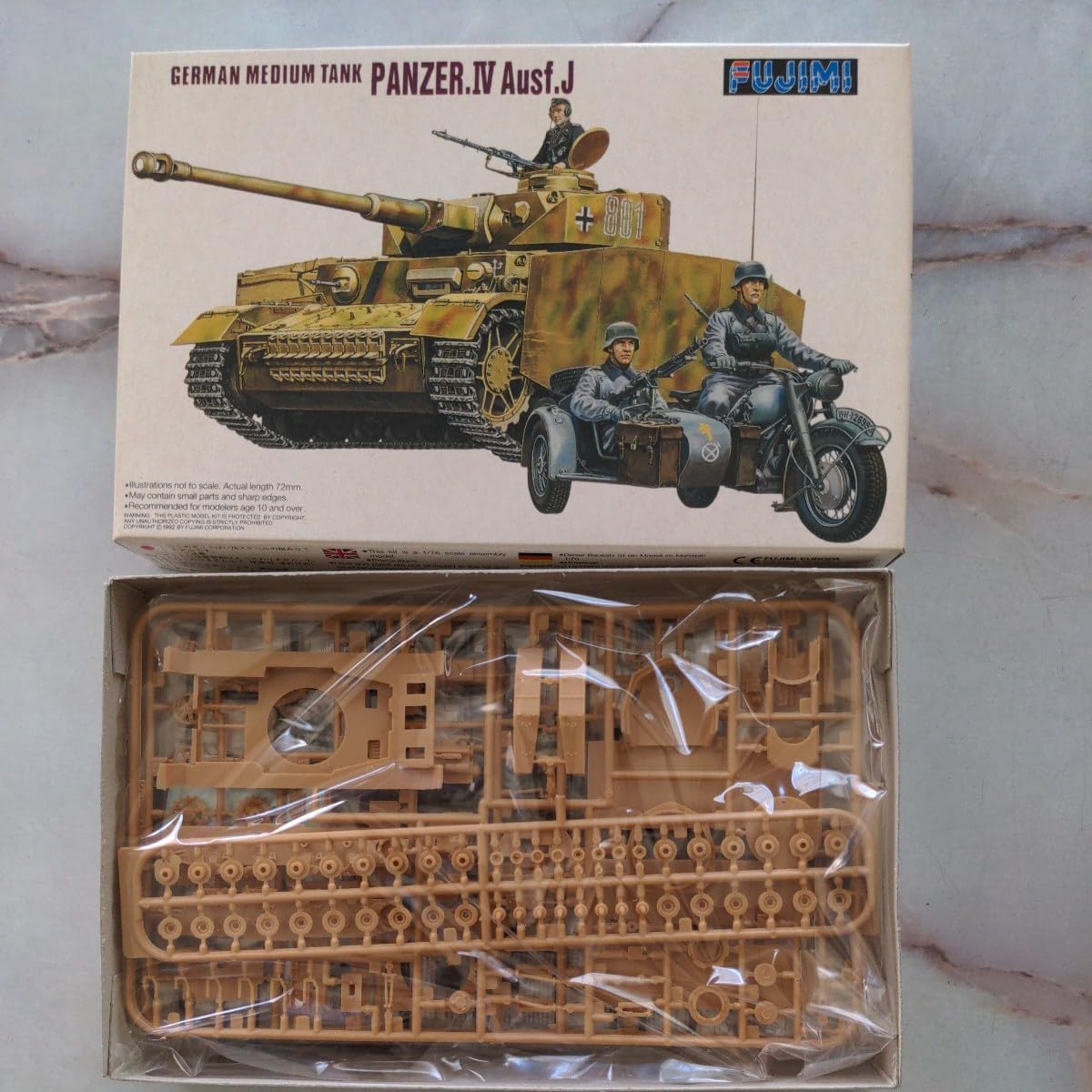 Amazon.co.jp: フジミ IV号 戦車 J型＋ヤクトティーガー 1/76スケール