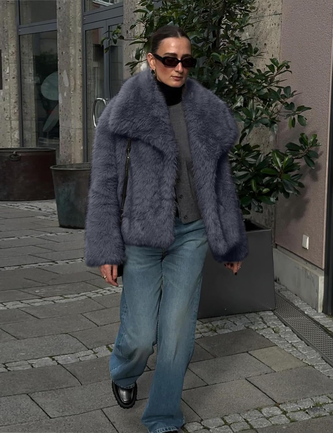Shiyifa Faux Fur Coat for Women Fluffy Faux Fur Jacket Long Sleeve Open Front Cropped Fuzzy Outerwear