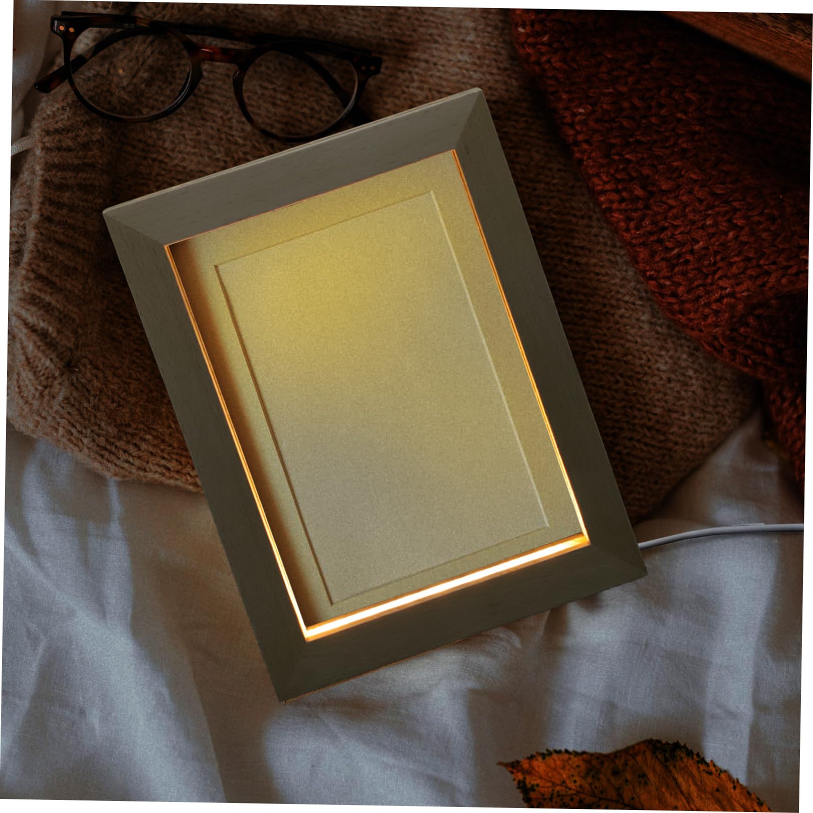 Uonlytech Marco de Fotos Iluminado Luz Led, Madera Caqui, Diseño Elegante y Soporte para Ambiente de Escritorio en Estudio o Mostrador