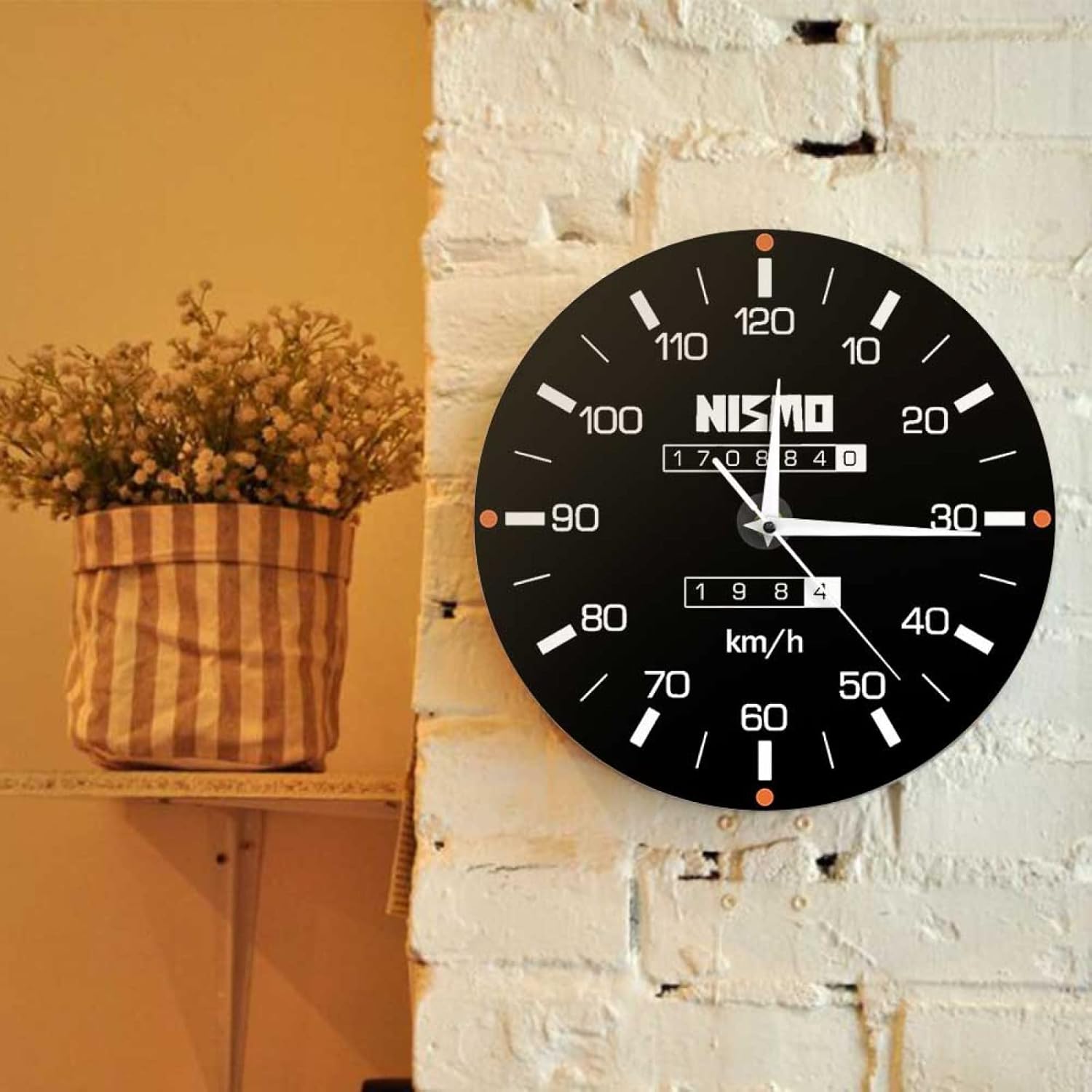 12 Inch Silent Wall Clock Racing Car Speedometer Decorative Wall Clock for Man Cave Garage Decor Retro Motorsports Guage Design Driving Artwork Wall Watch for Modern Wall Decor