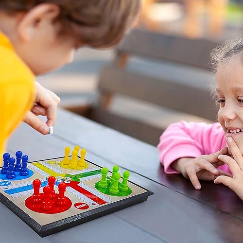 Miniatura 9 de KIDAMI Juego de mesa mini Ludo magnético de viaje, diseño plegable y ligero, regalo para niños y bebés (19.4 × 19.4 cm)