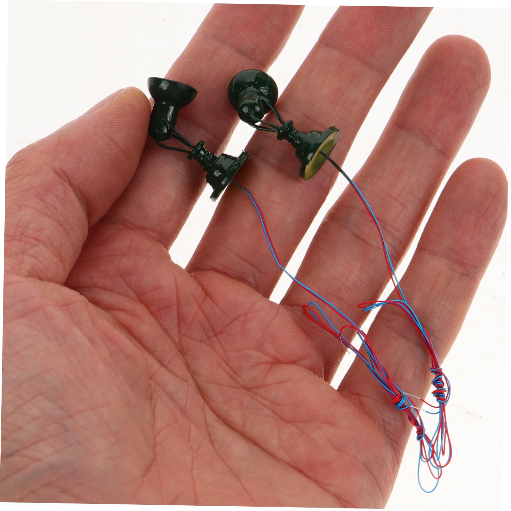 Beatifufu 2pcs n Gauge Model Railway Signal Light for Decorative Mini Train Scene Realistic Signal Light Model for Table Decor