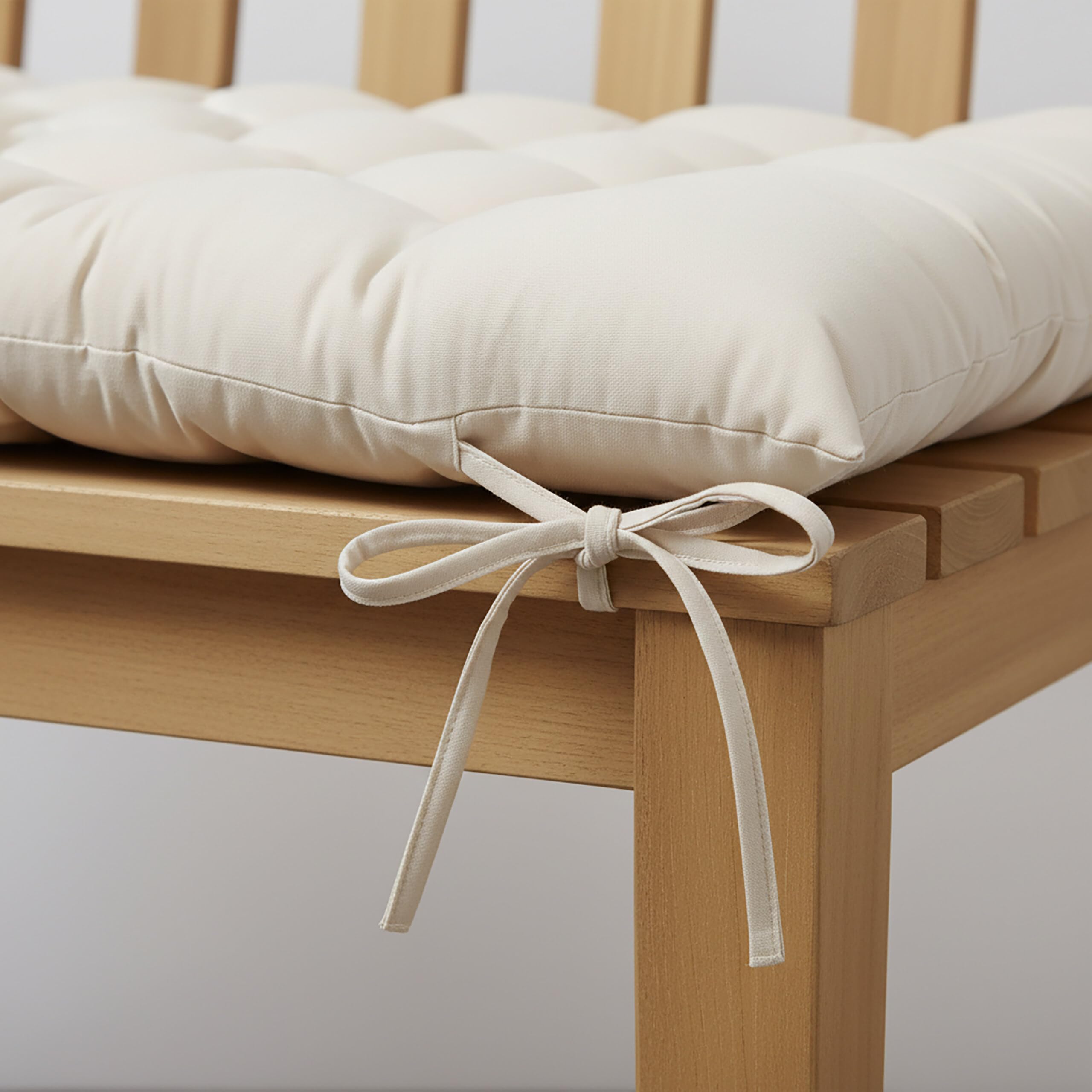 Relaxdays Cuscino Imbottito Trapuntato per Panca e Pallet, 180x70 cm, con Lacci, da Esterno, Beige