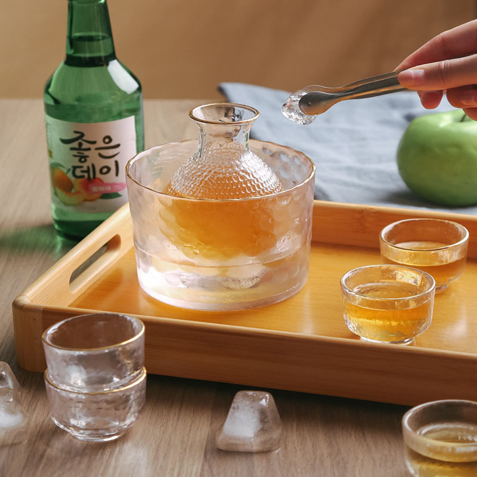 LUNKUIVY Sake Set Glasses Japanese, Fashionable Novel Trend Floating Design, Gold edge, 1 Sake Bottle, 1 Sake Tank and 6 Sake Cups, Luxury Japanese Gifts Set-8 pcs