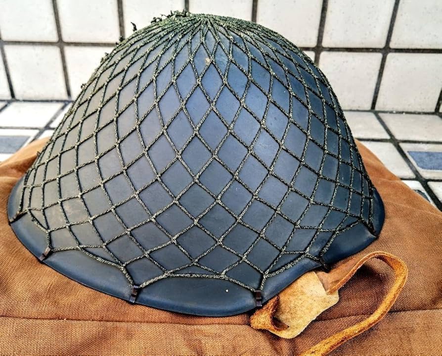 Amazon.co.jp: 70's東ドイツ軍ヘルメットネット付き新は