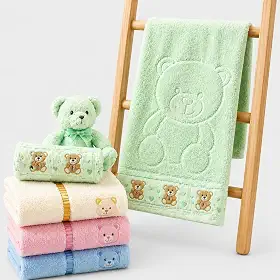 Kit 2 Toalhas de Banho Infantil Bebê, 100% Algodão, Macia, 75x110cm, Urso, Azul, Rosa, Verde e Amarelo (Verde Urso)