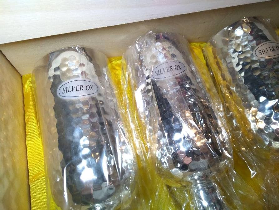 アンティークグラス　オペーク（乳白色）ツイストステム　ゴブレット　R1540ダI アンティークグラス オペーク（乳白色）ツイストステム