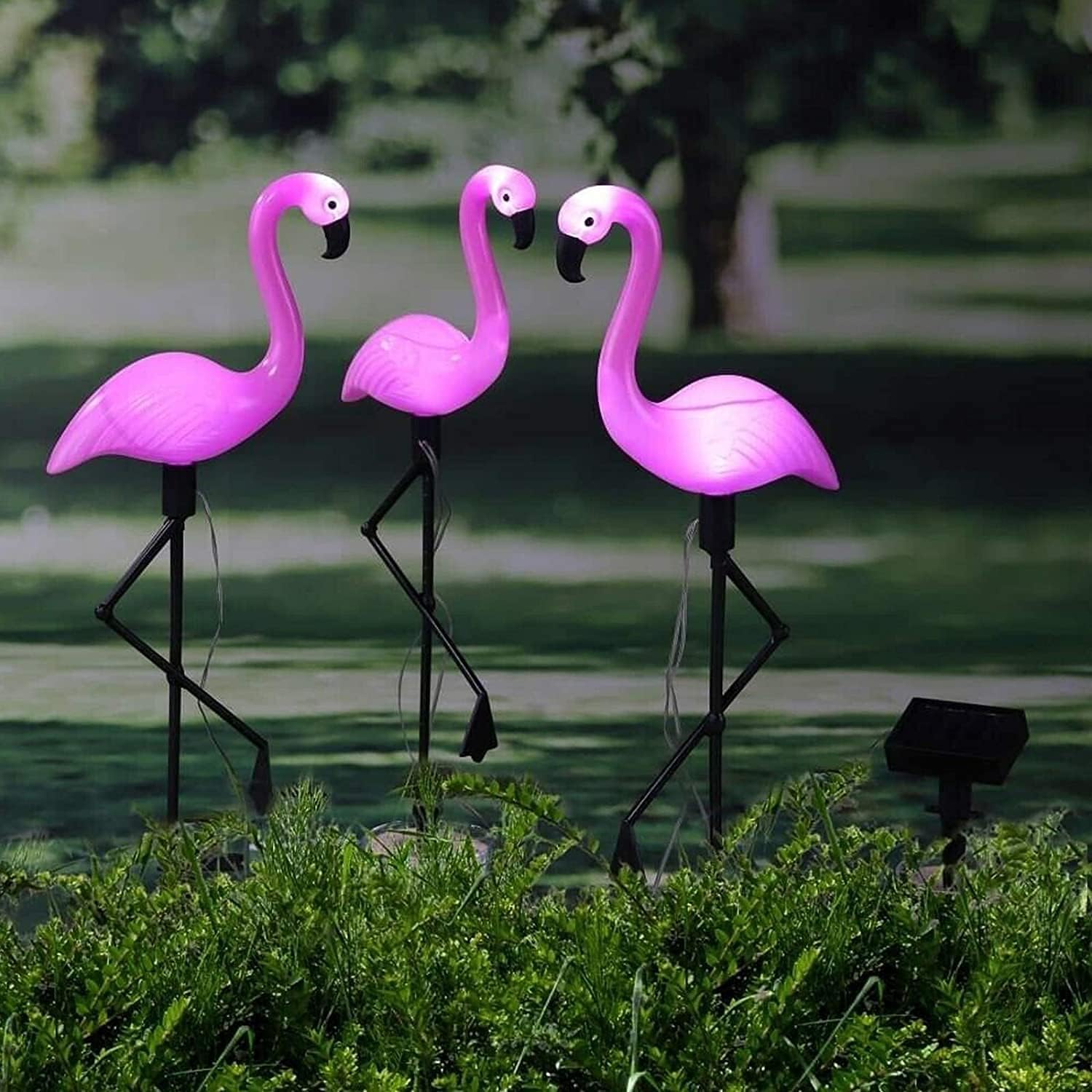 SESERIA Flamingos Garden Decor Lights, IP55 Waterproof Outdoor Solar Stake Lights - Pack of 3