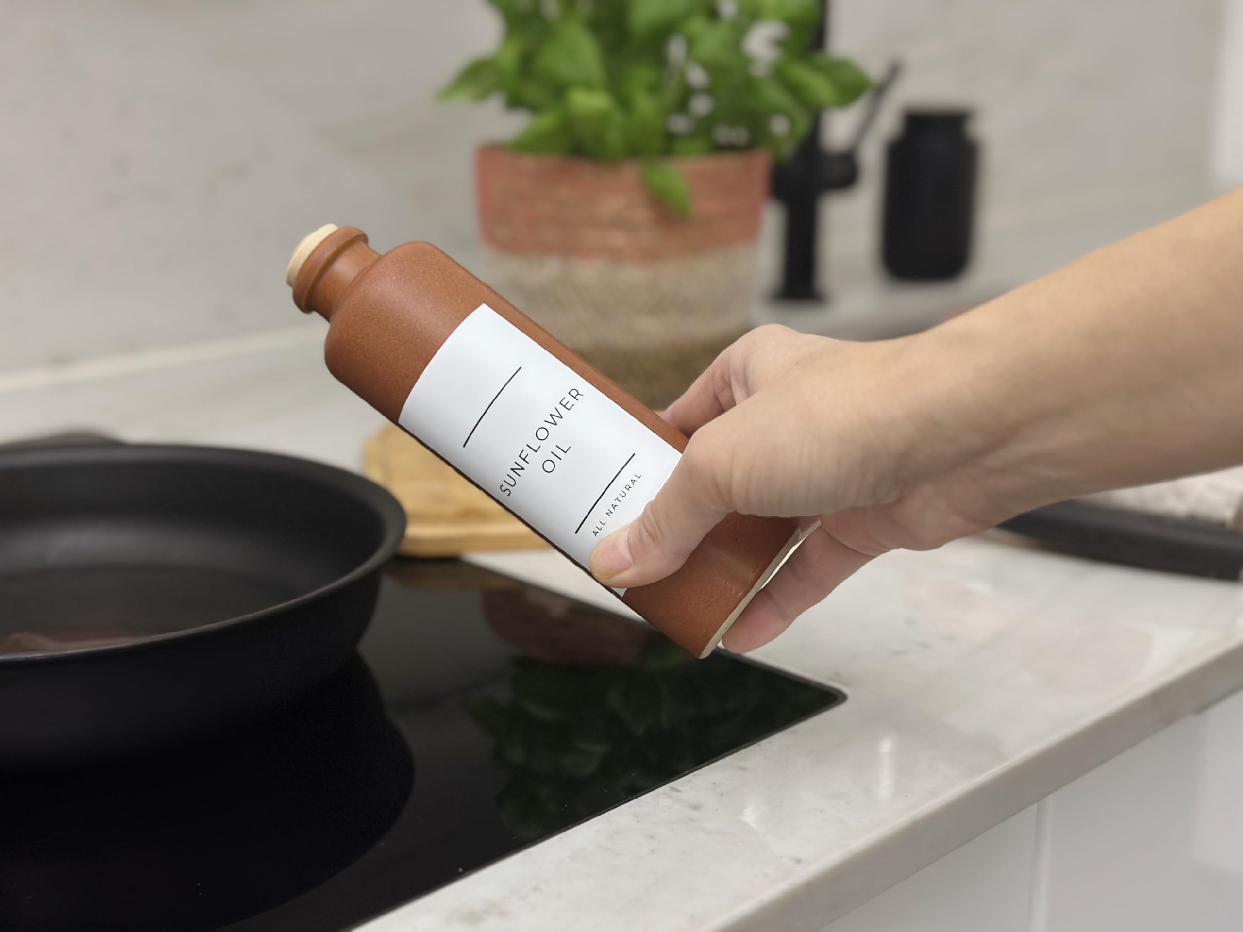 Bottiglia Olio In Ceramica 380ml - Dispenser Per Olio E Aceto, Con Tappo In Sughero, Design Elegante - Foto 5