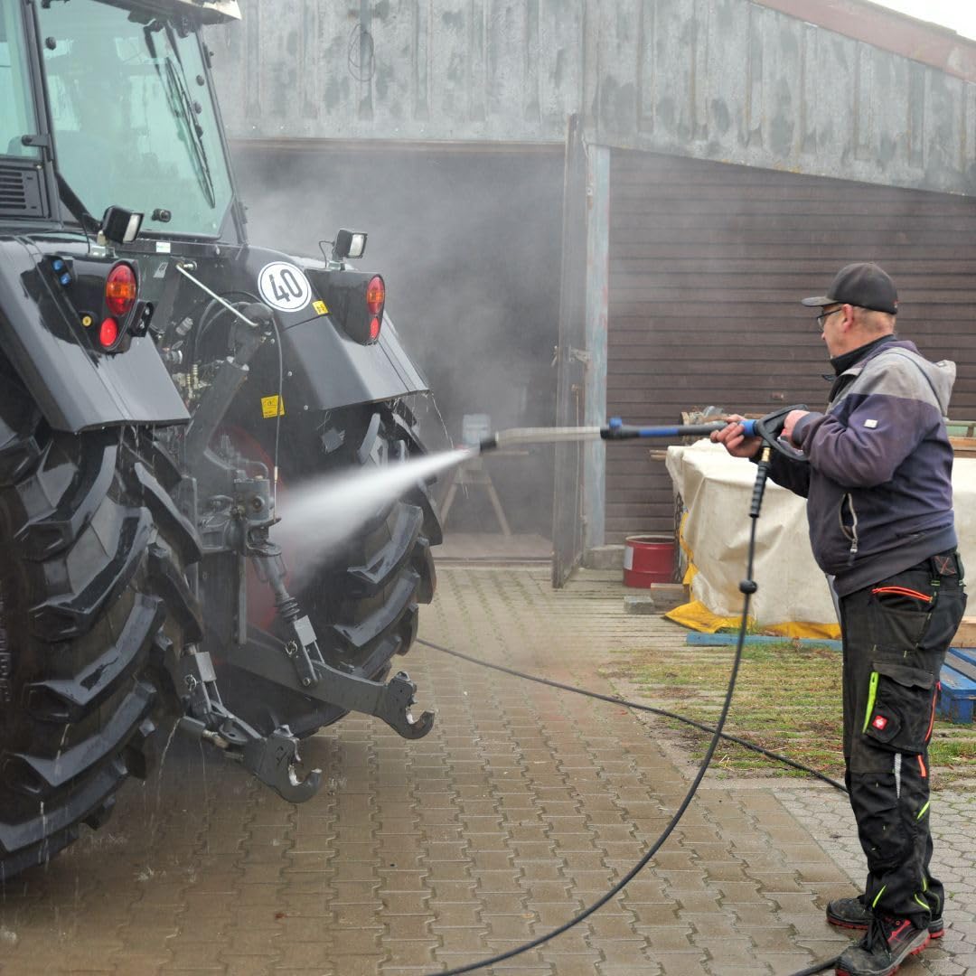 CleanTruck Landmaschinenreiniger Xtreme 5L | Konzentrat für Hochdruckreiniger & Schaumkanonen | Entfernt Öl, Ruß & Insekten | Tiefenwirksamer Glanz-Reiniger für Traktoren, Mähdrescher & Forstfahrzeuge